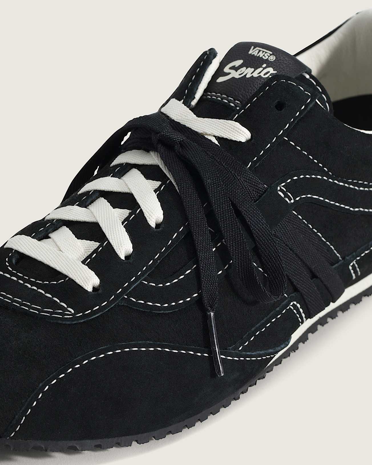 Premium Super Lowpro Trainer Shoes VANS Black ALT4