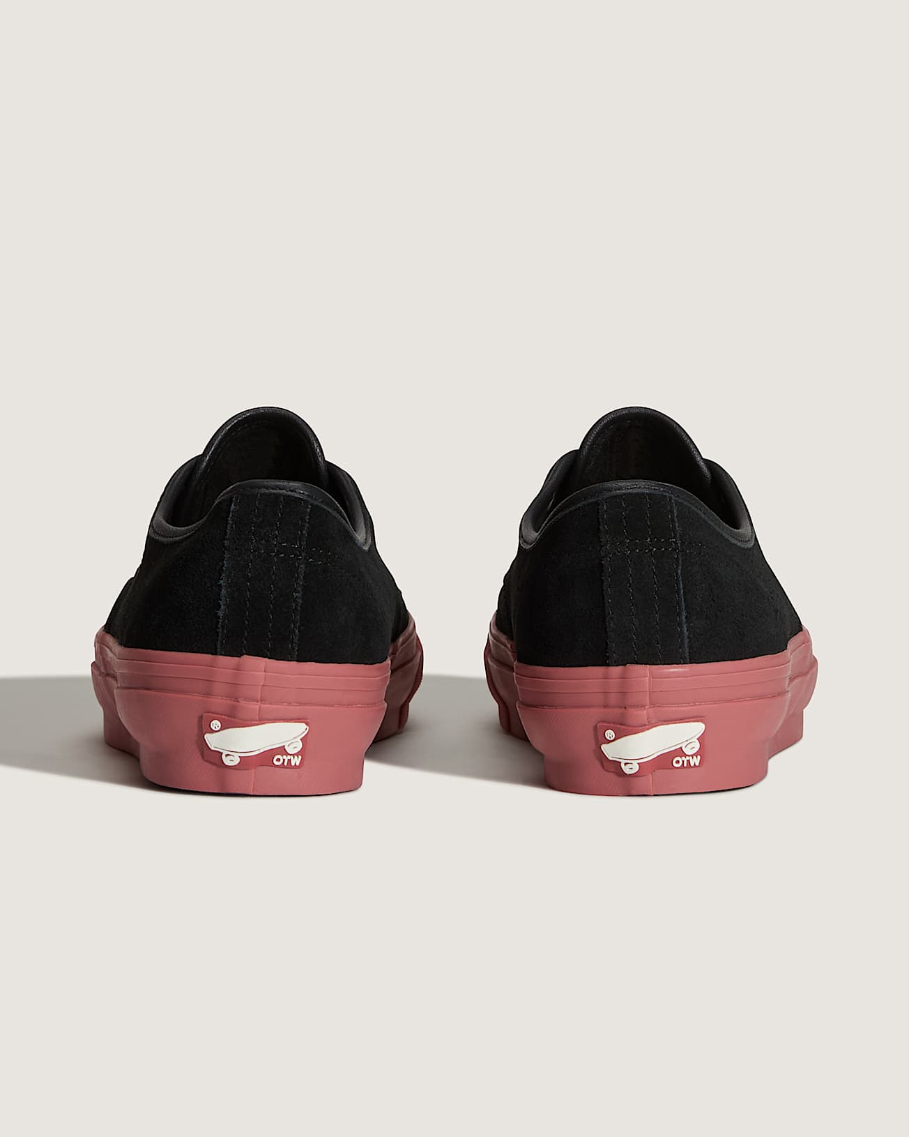 OTW Authentic 44 Vibram Schuhe VANS Schwarz ALT3