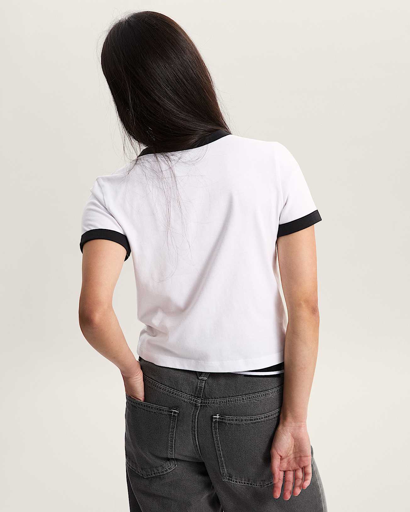 Cherry Bom Ringer Tshirt VANS White ALT3