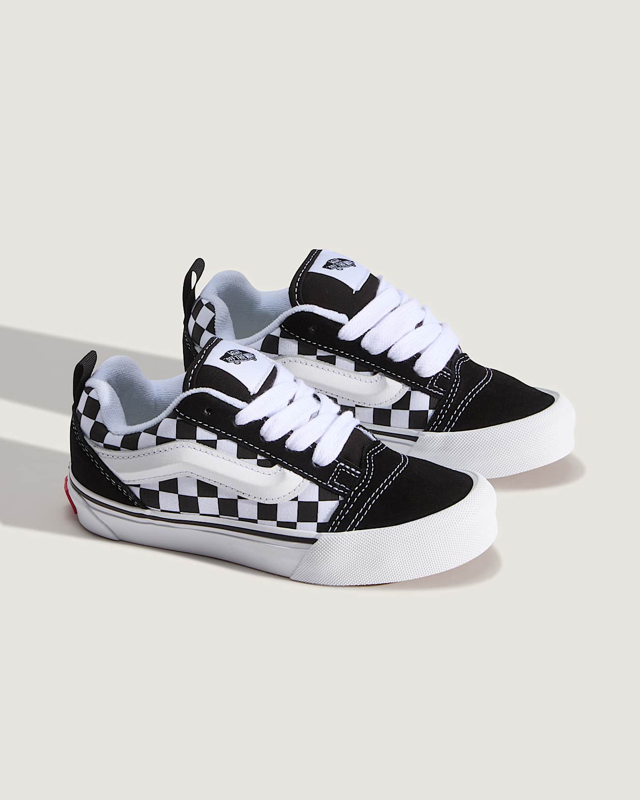 Tnis Knu Skool Checkerboard para criana 48 anos VANS Preto ALT1
