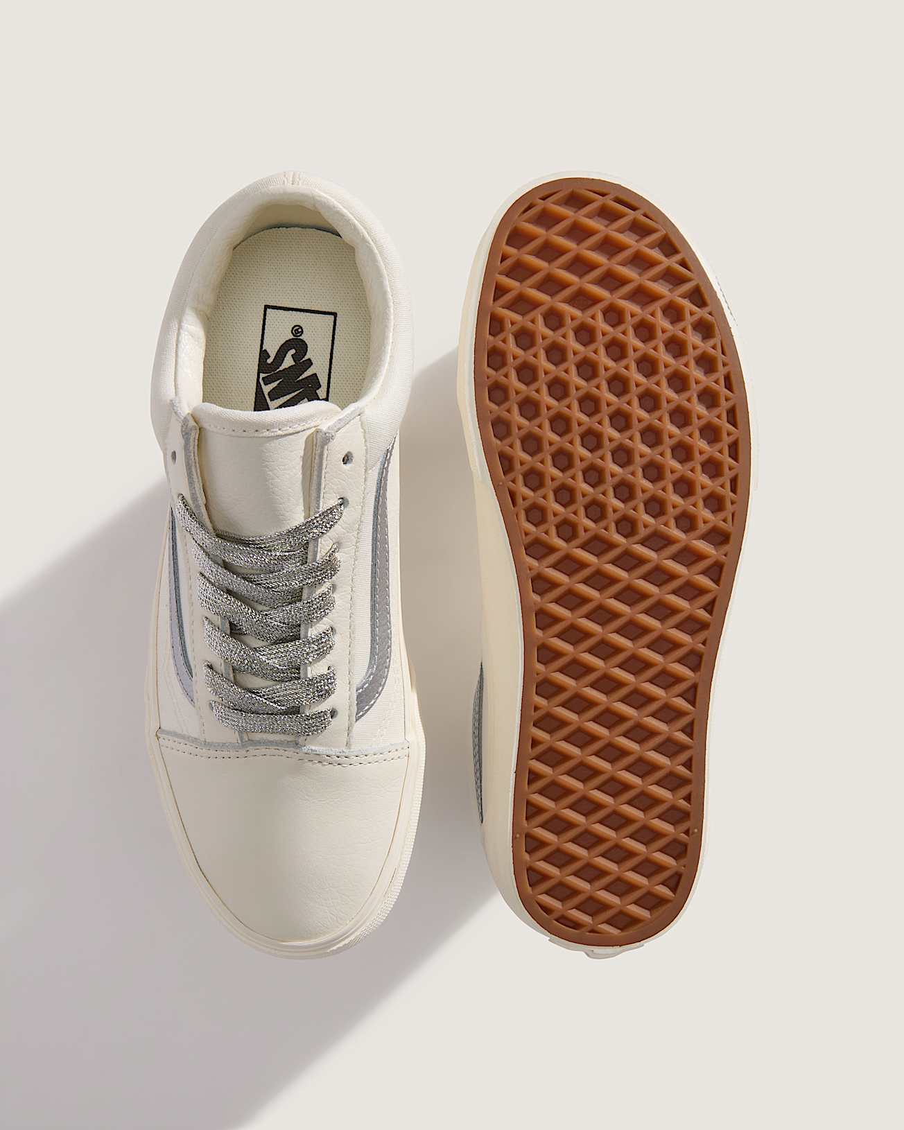 Old Skool Shoes VANS White ALT2