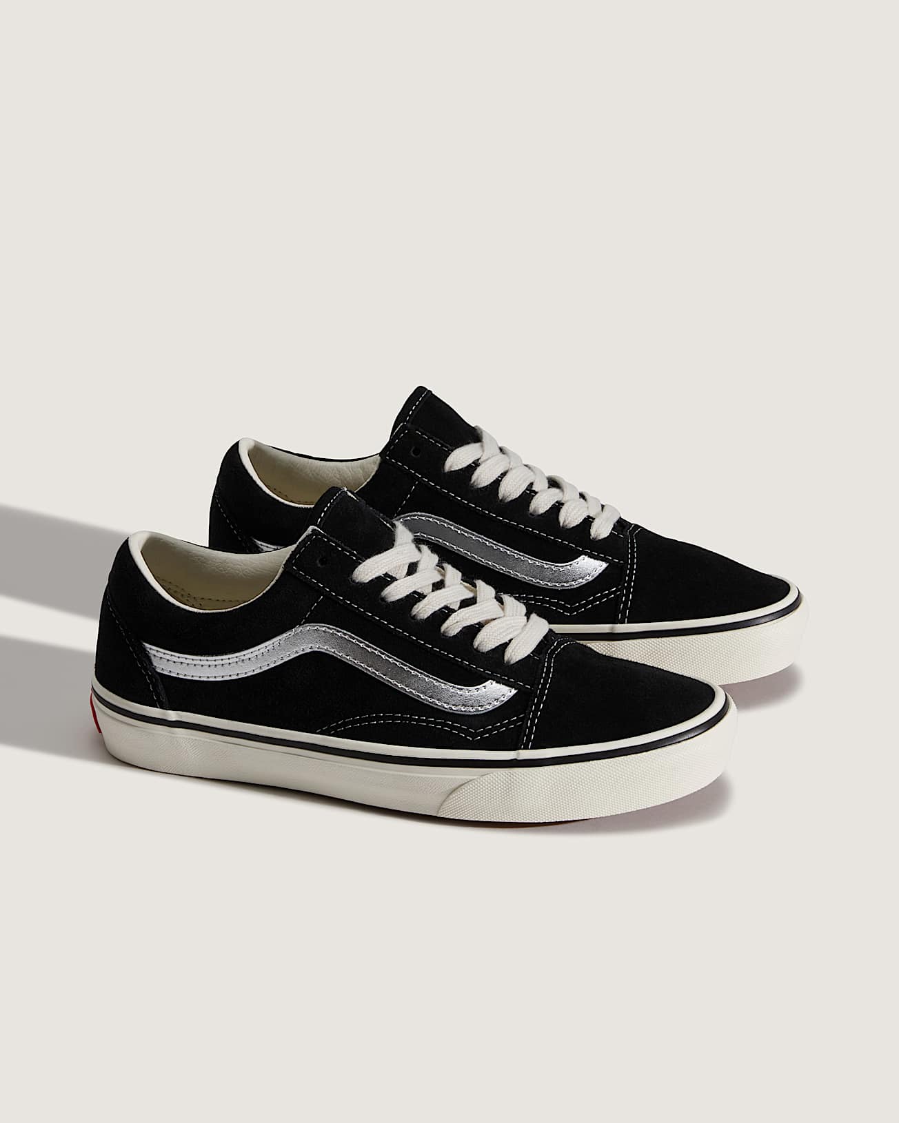 Old Skool METALLIC SIDESTRIPE BLACKSILVER VANS Schwarz ALT1