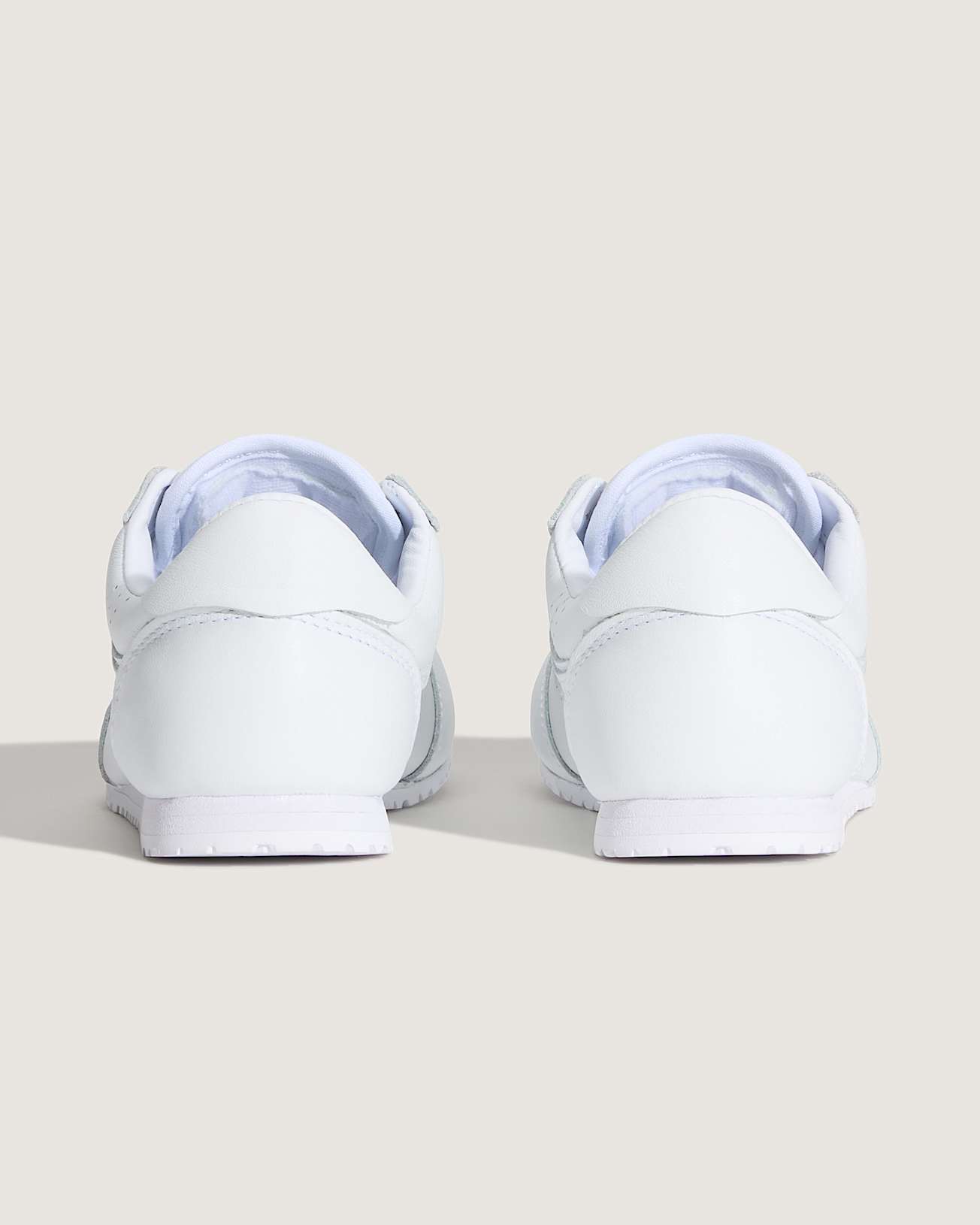 Super Lowpro Shoes VANS White ALT3
