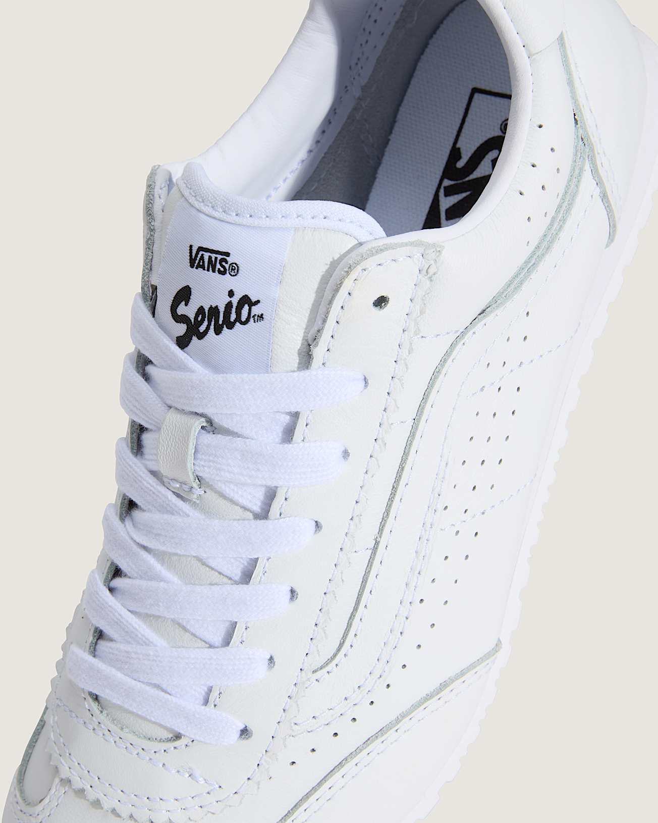 Super Lowpro Shoes VANS White ALT4