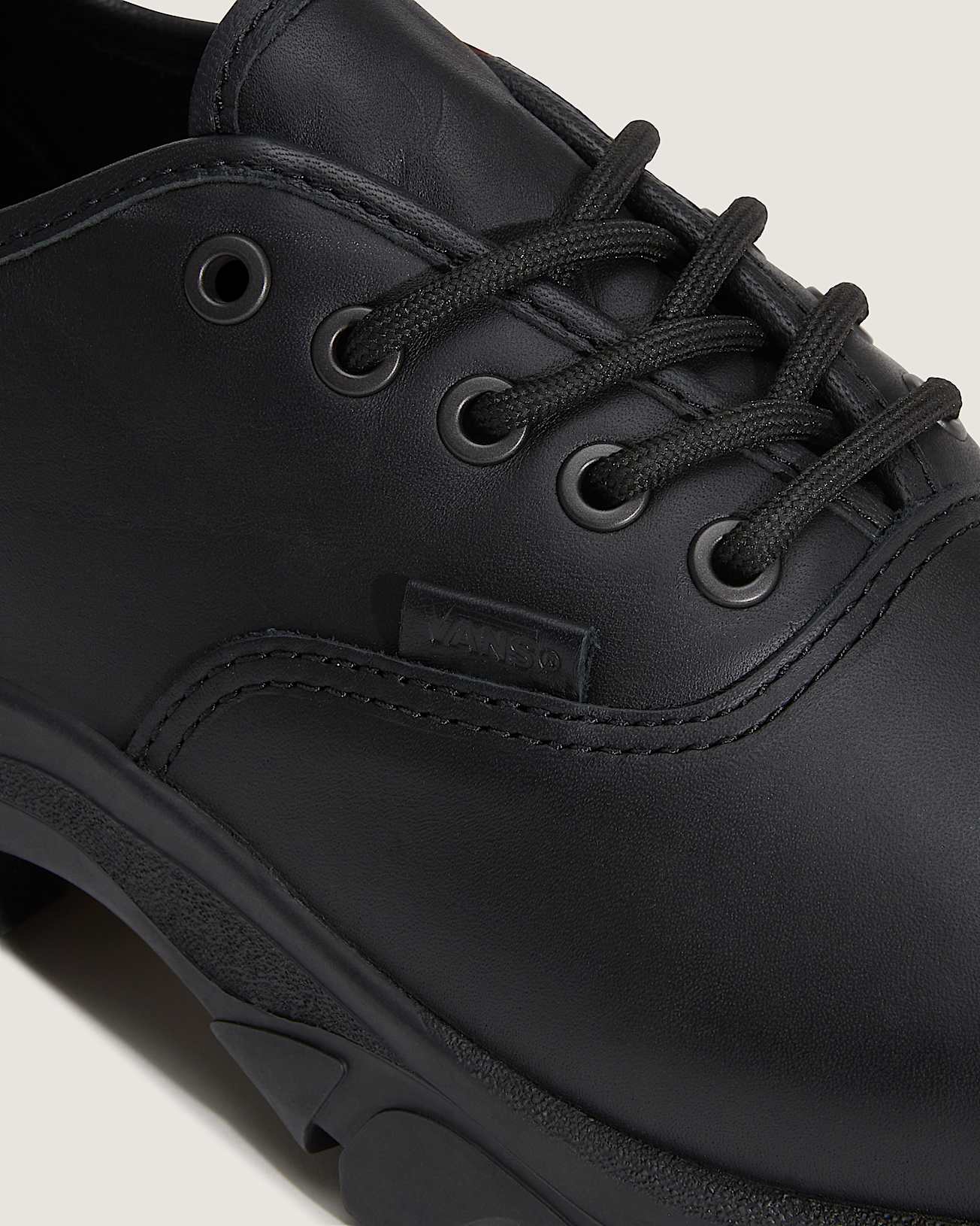 OTW Authentic Oxford VANS Schwarz ALT4