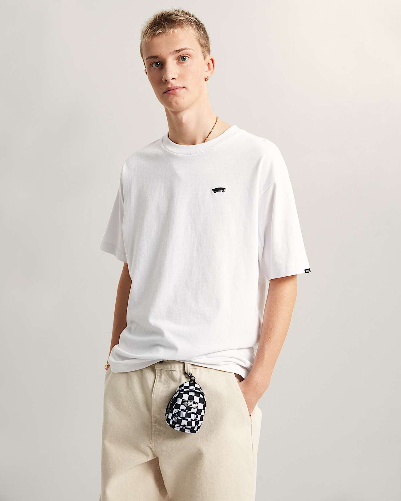 Micro Old Skool Backpack BlackWhite VANS Preto ALT3