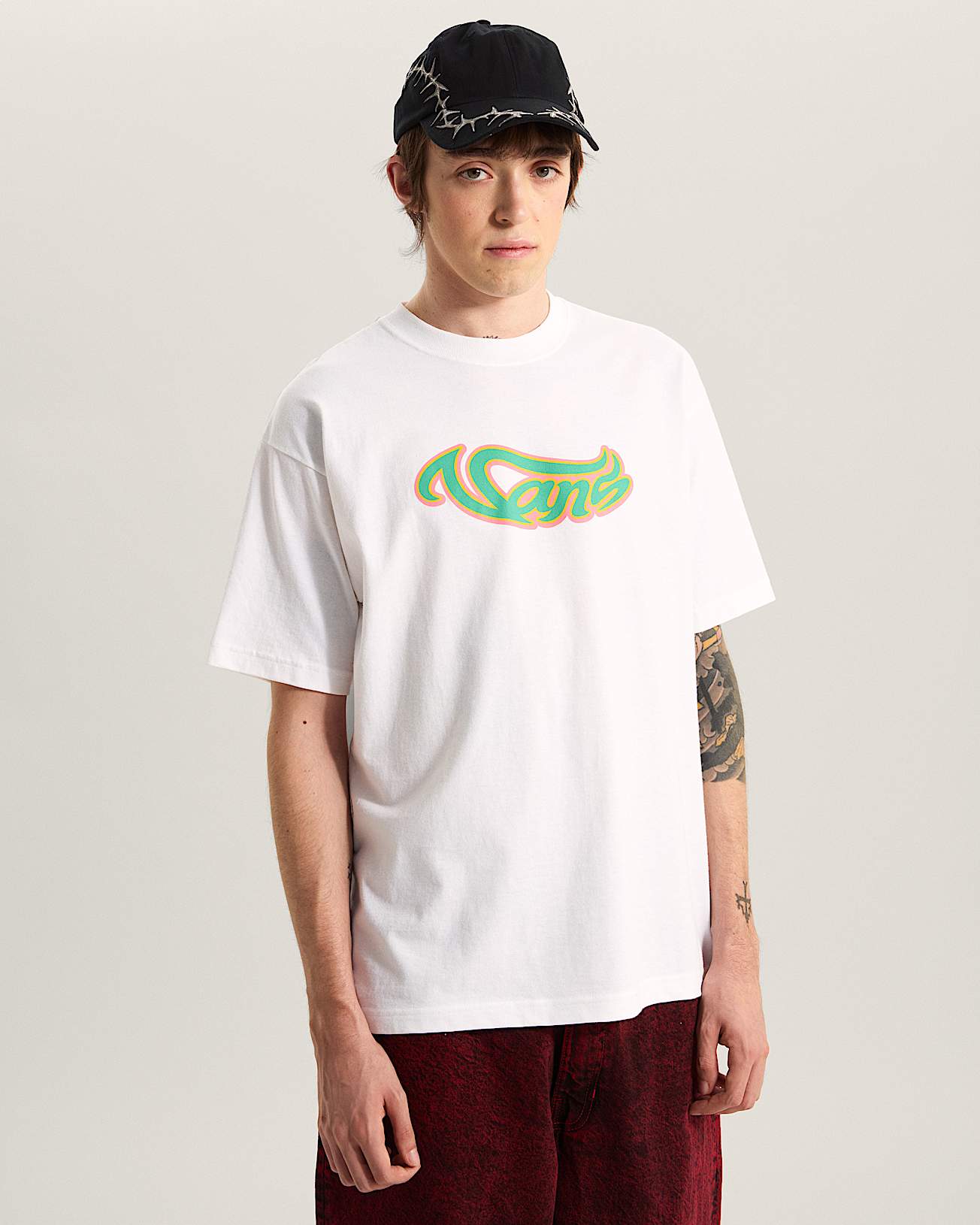 Wavy Script TShirt VANS White ALT2