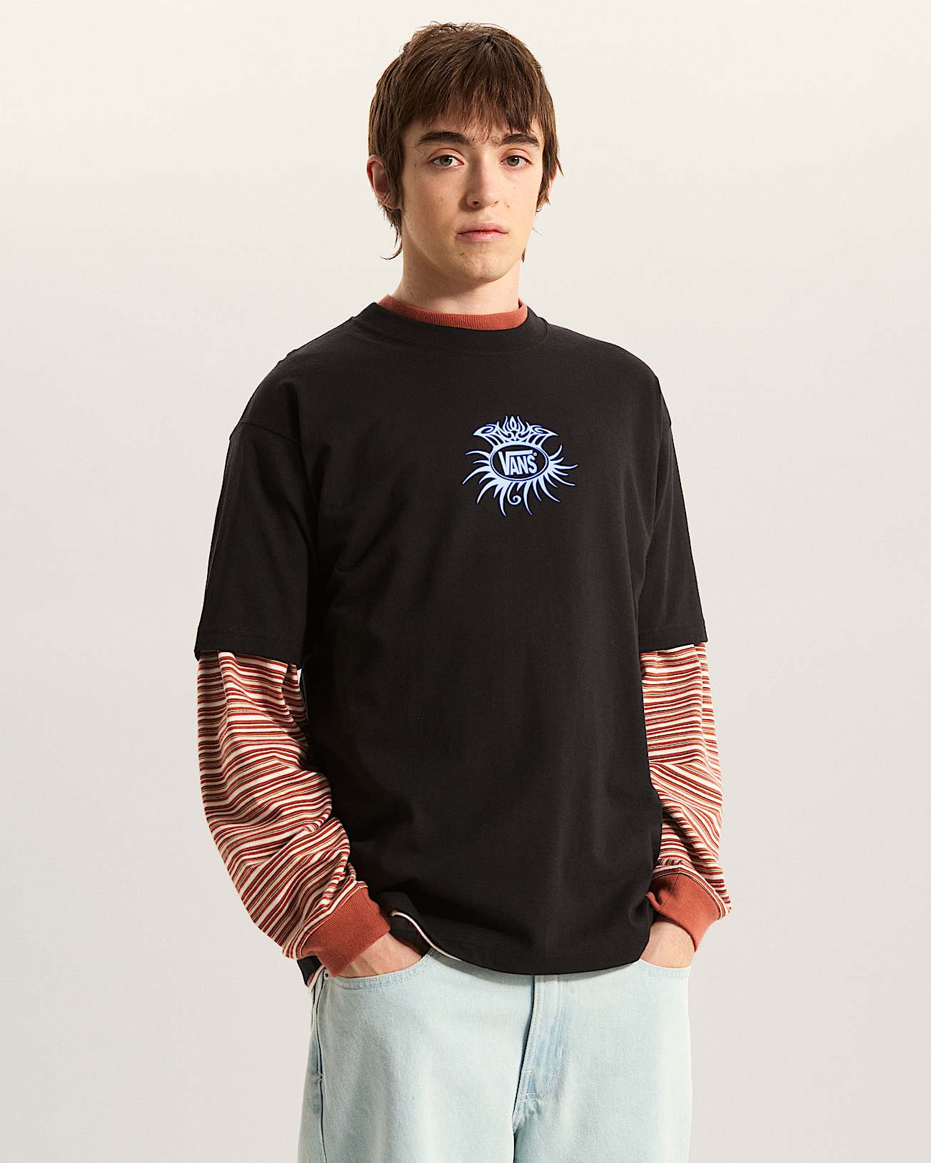 Torched SS Tee Black VANS Black ALT2