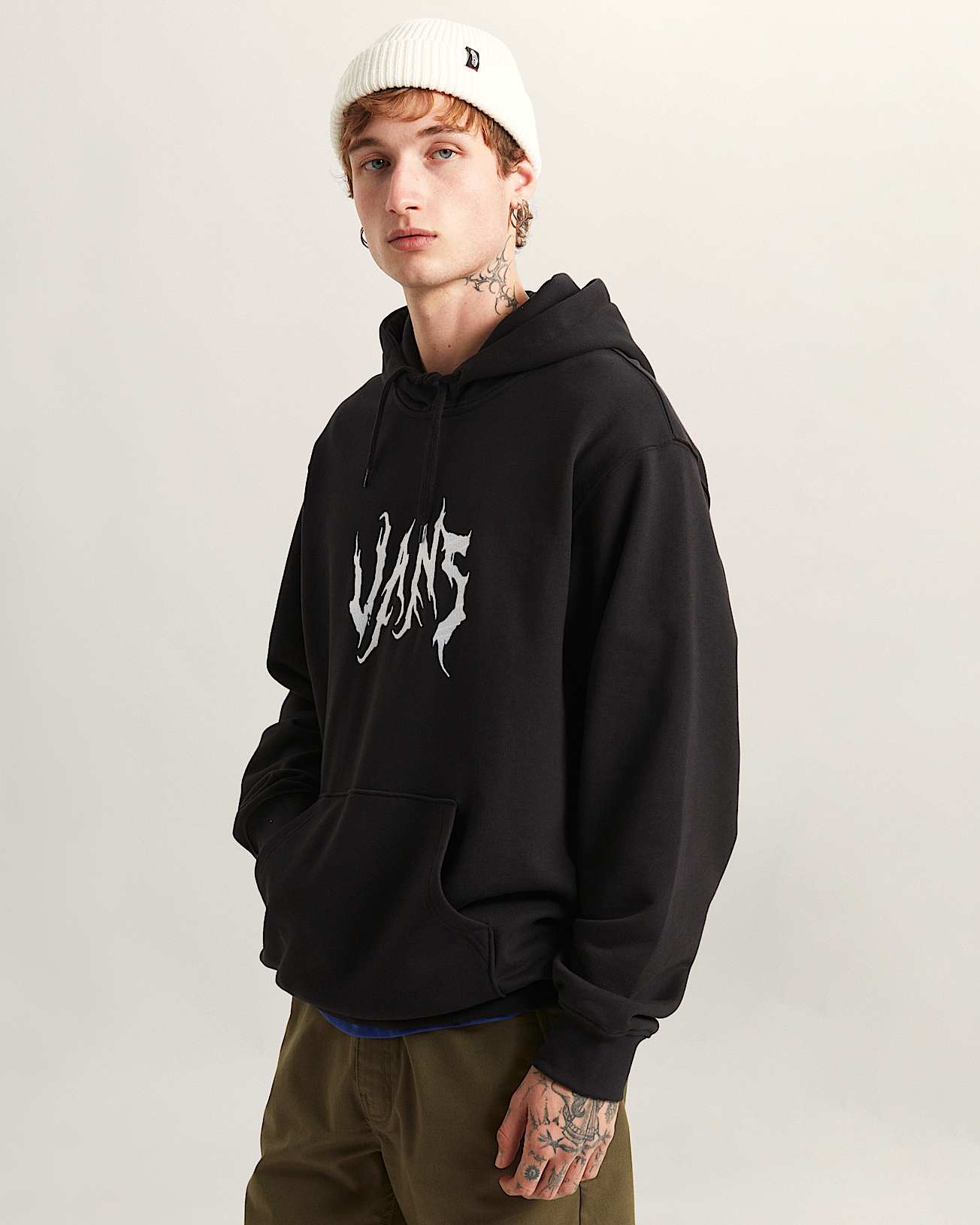 They Are Just Shoes Loose Hoodie VANS Schwarz ALT2
