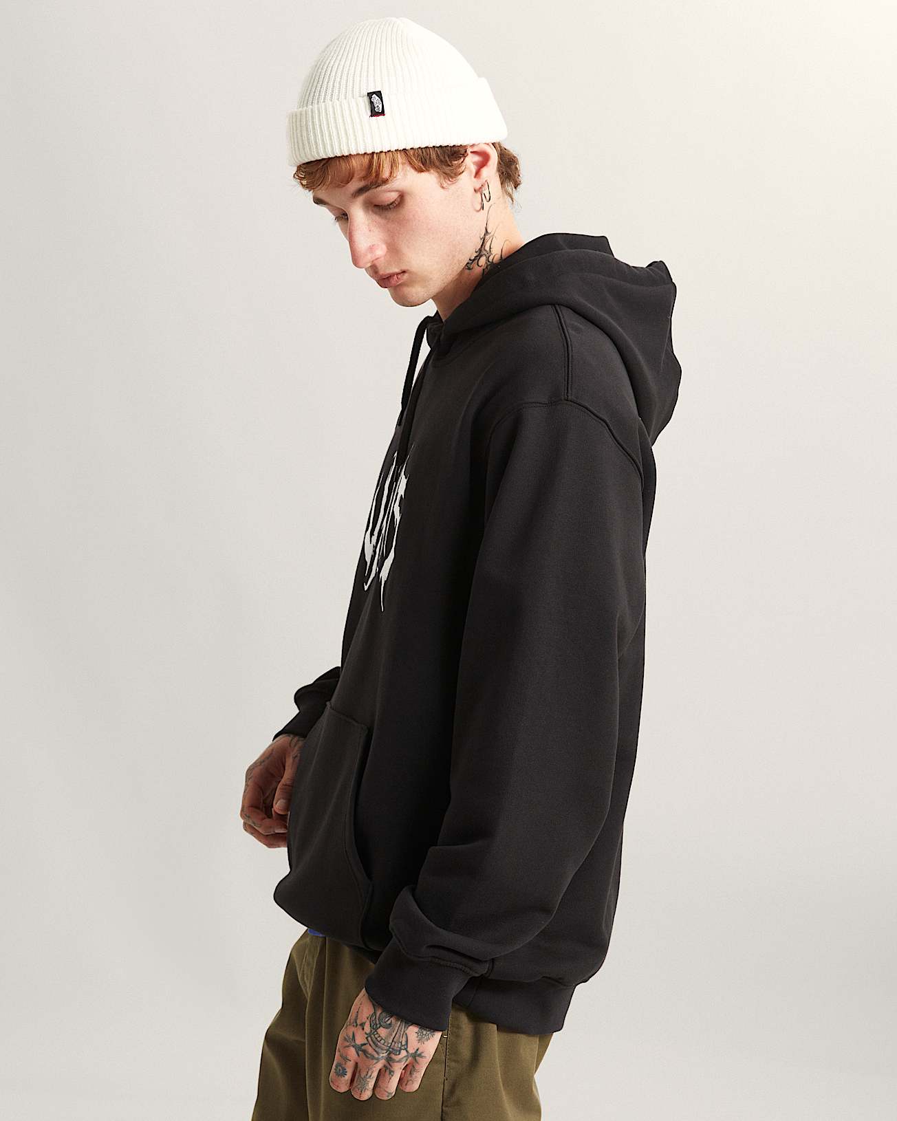 They Are Just Shoes Loose Hoodie VANS Schwarz ALT4