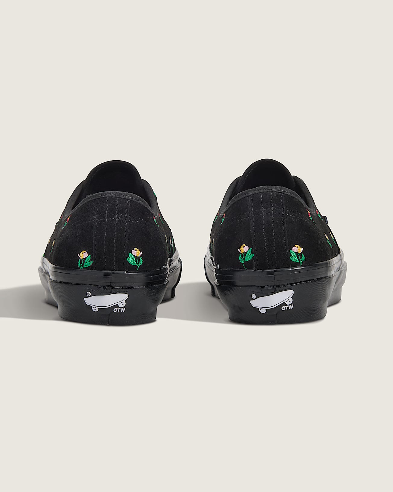 Buty OTW Authentic 44 VANS Czarny ALT3