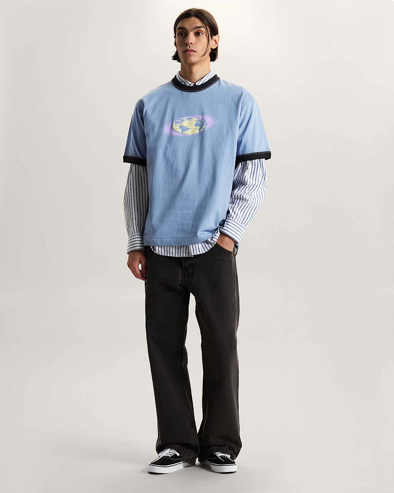 Pixel Globe TShirt VANS Grey ALT4