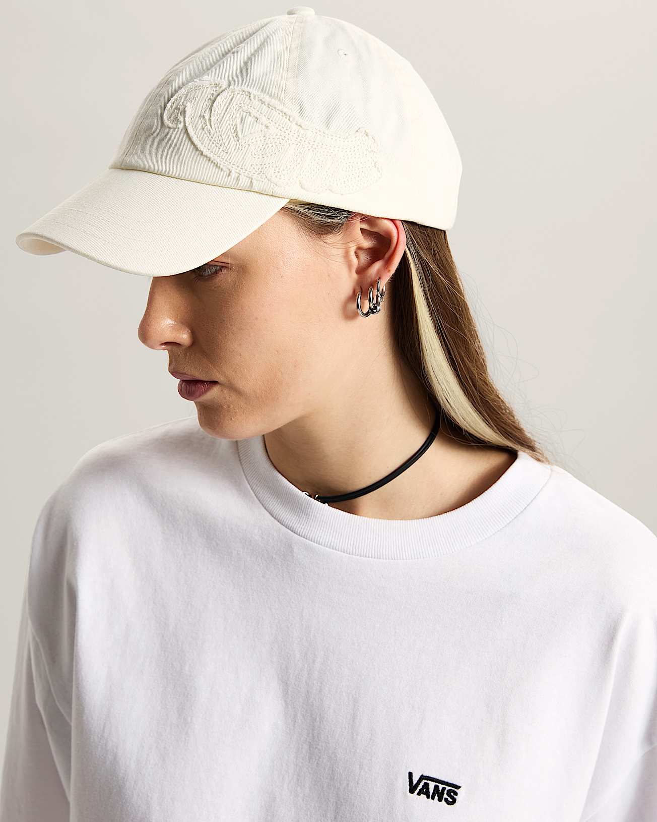 Gorra de jockey con visera curvada y detalle ondulado VANS Blanco ALT3