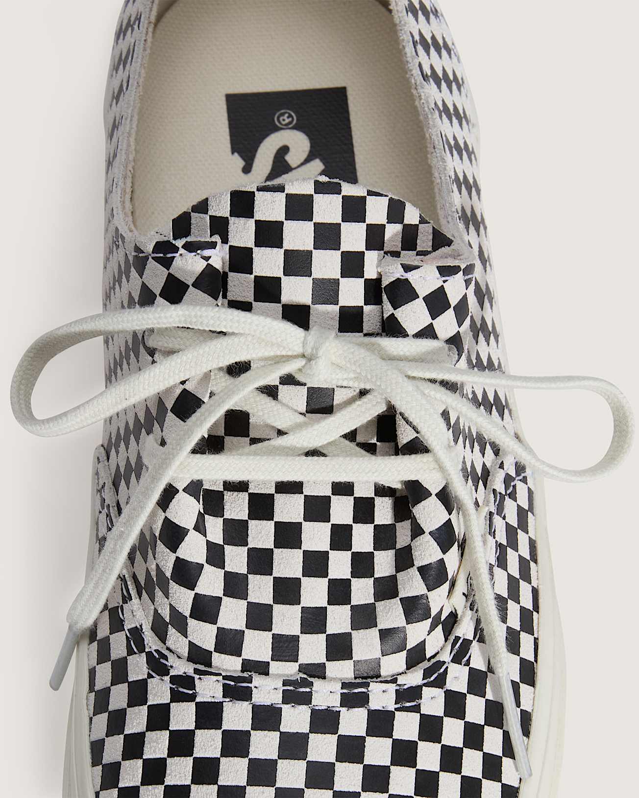 Chaussures Premium Authentic Ease Checkerboard VANS Noir ALT6