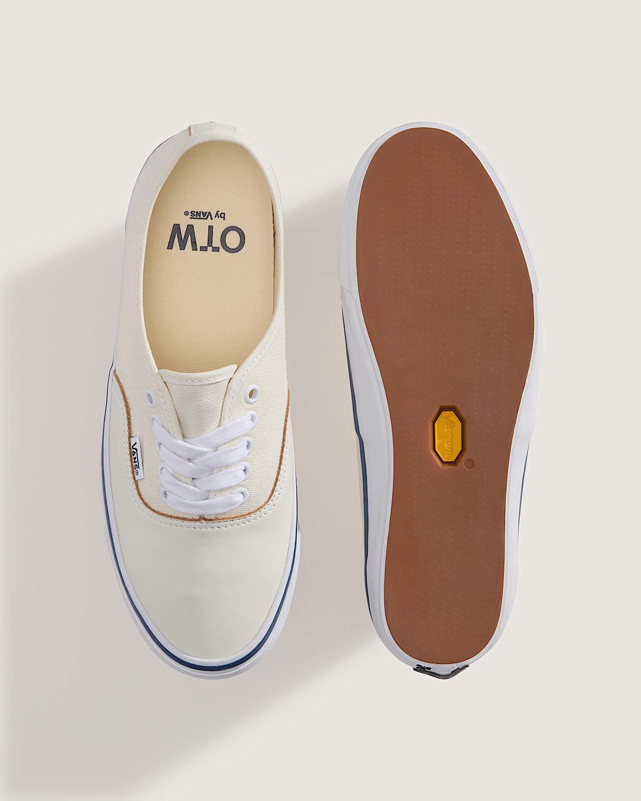 Chaussures OTW Authentic 44 Siped Vibram VANS Blanc ALT2