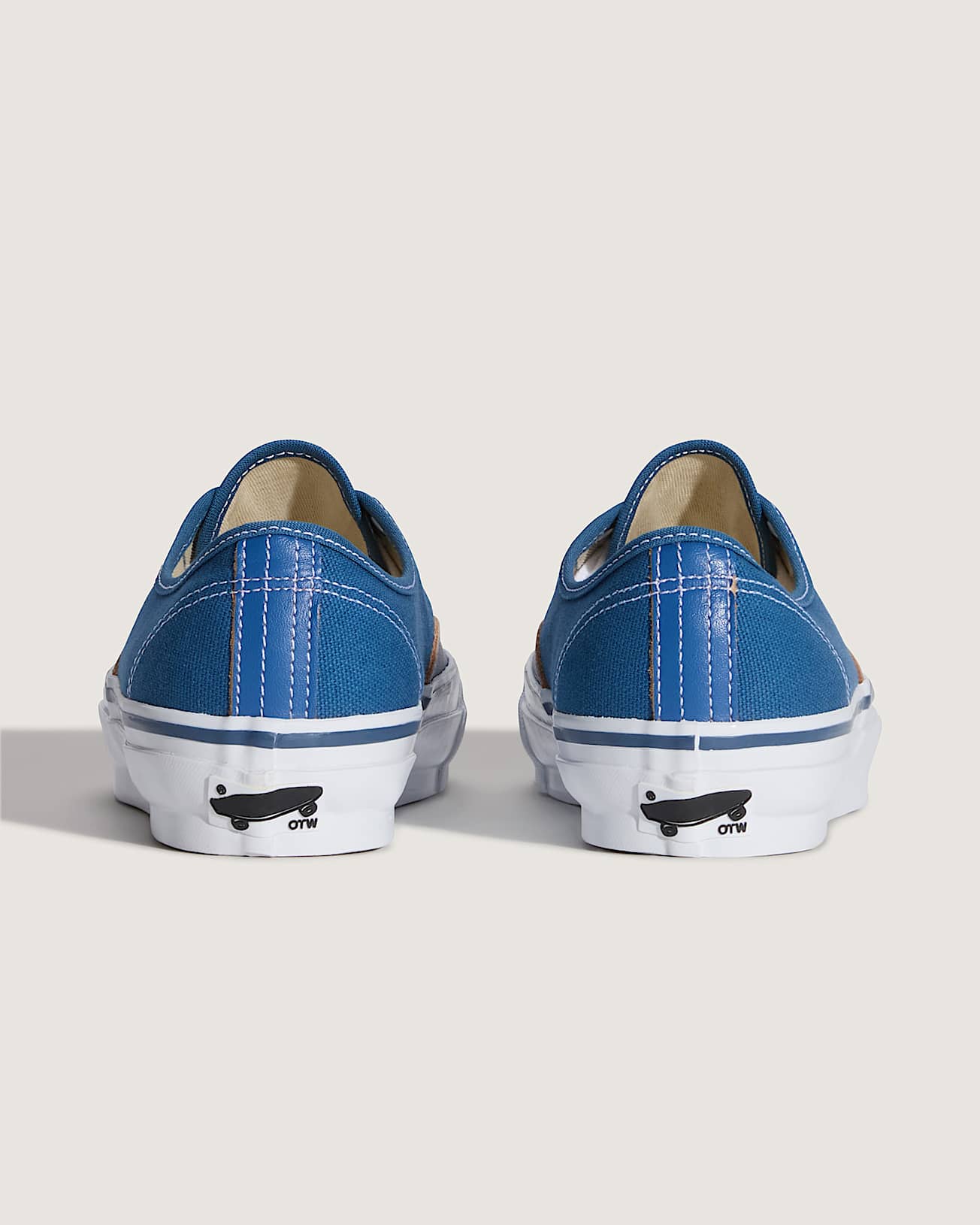 Chaussures OTW Authentic 44 Siped Vibram VANS Blanc ALT3