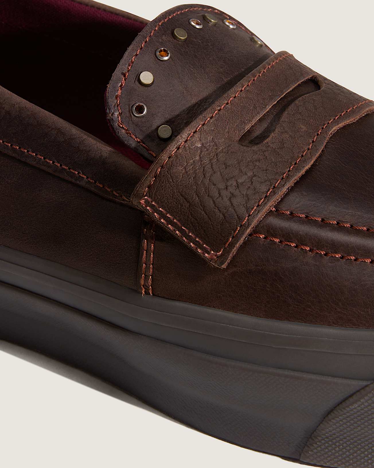 Mocassins Premium VANS Castanho ALT6