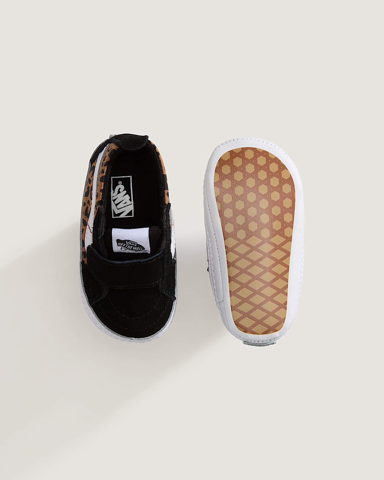 Zapatillas Sk8Hi Crib de nios pequeos 01 aos VANS NegroMarrn ALT2