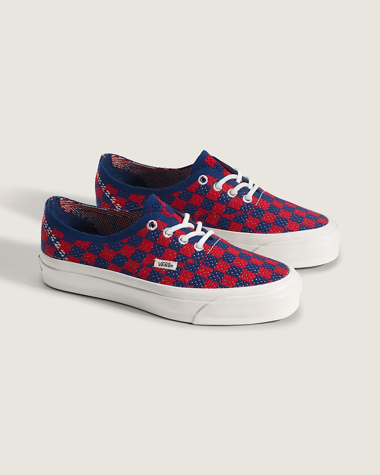 Tnis Premium Authentic Checkerboard VANS Vermelho ALT1