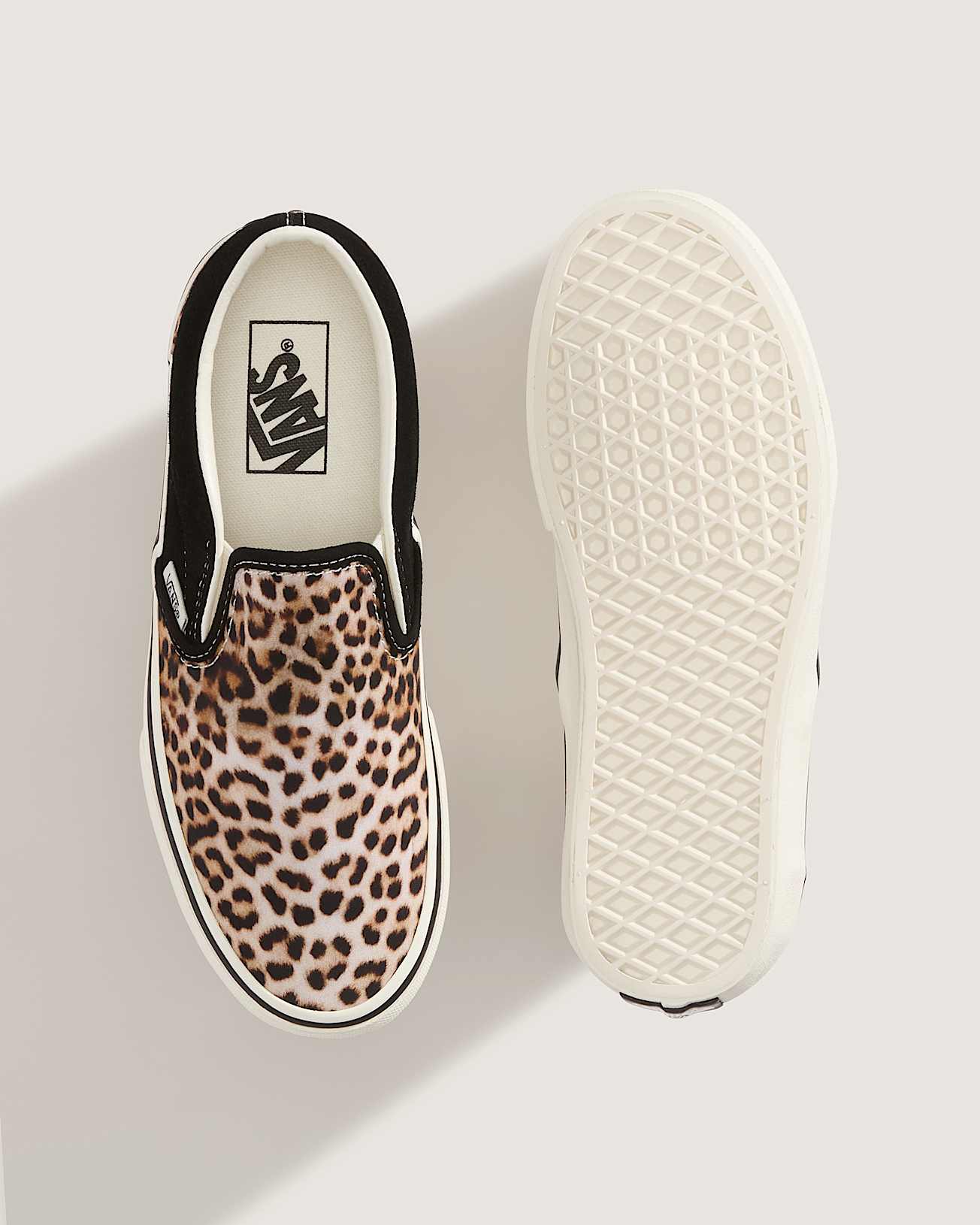 Classic SlipOn VANS Noir ALT3