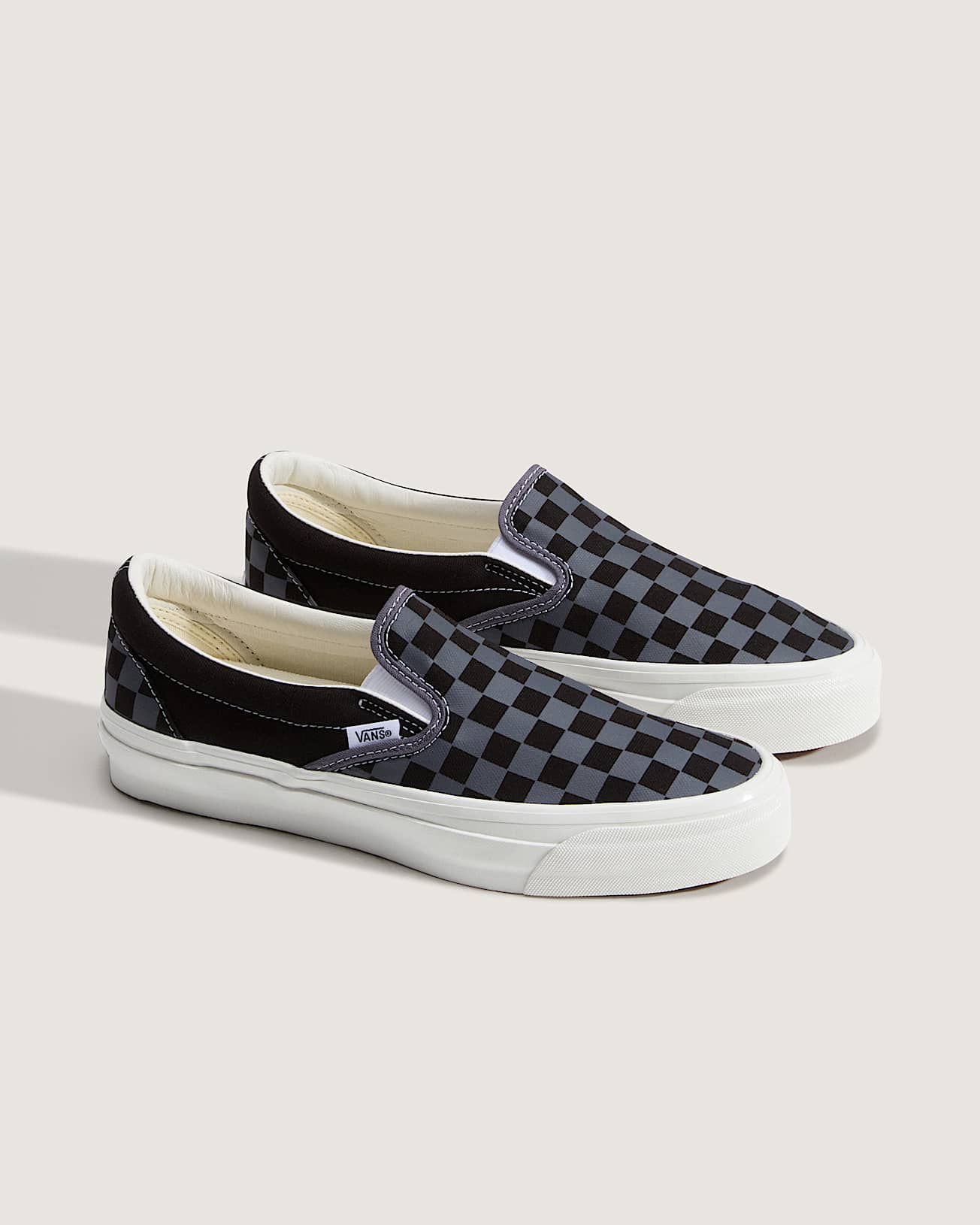 Premium Classic SlipOn 98 CHECKERBOARD Steel Shadow VANS Grau ALT1