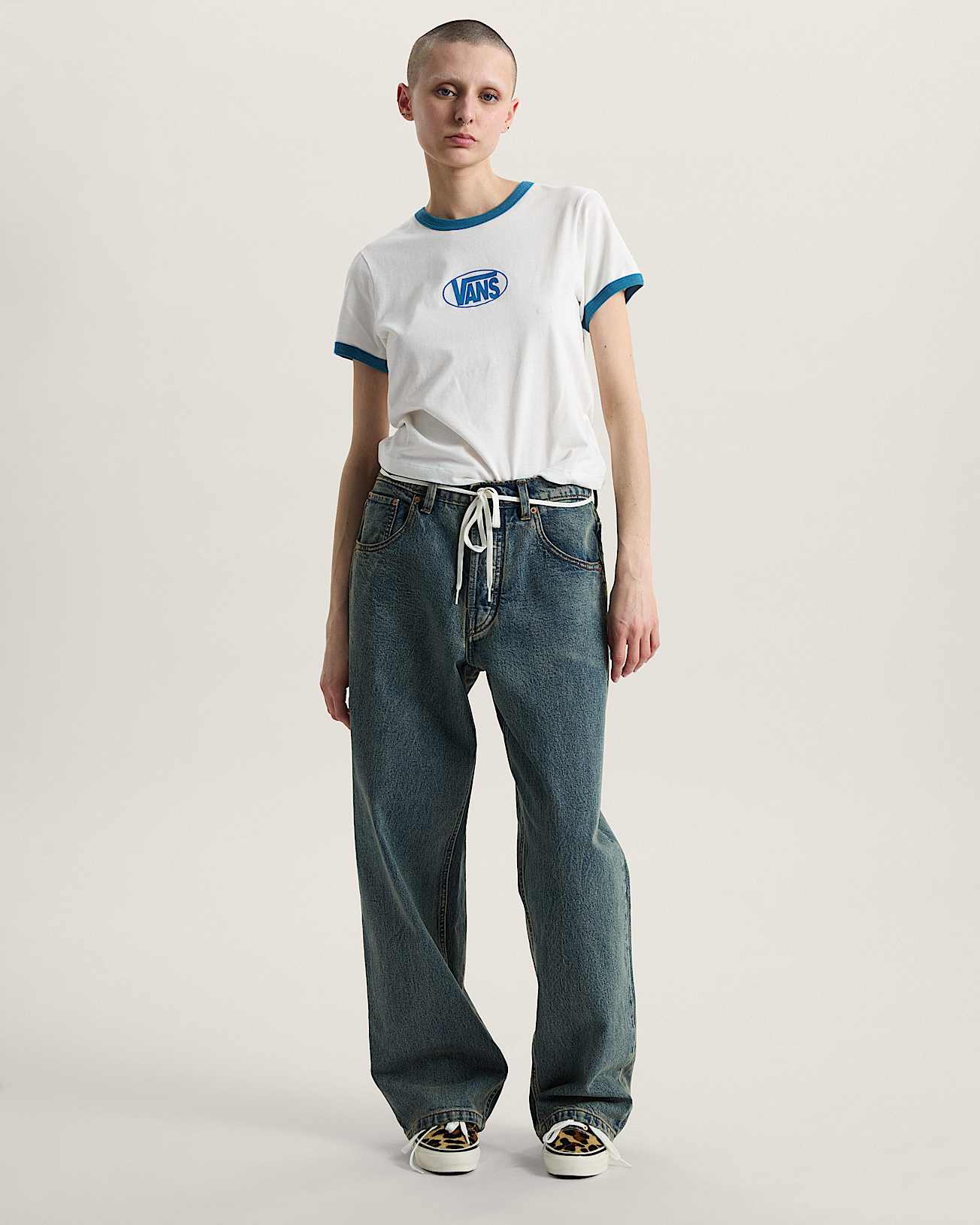 Circle V RingerTShirt VANS Wei ALT4