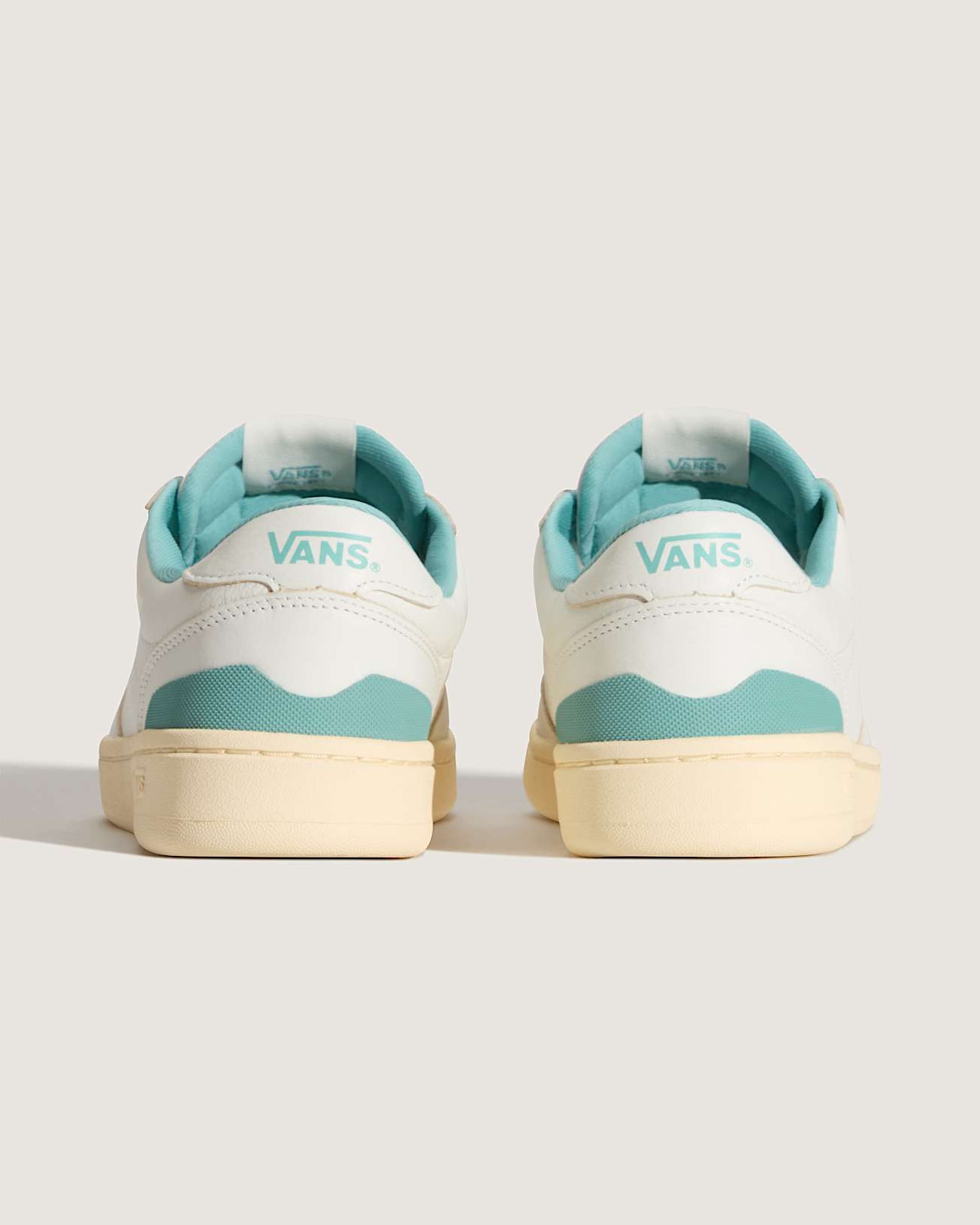 Chaussures Court Low VANS Blanc ALT3
