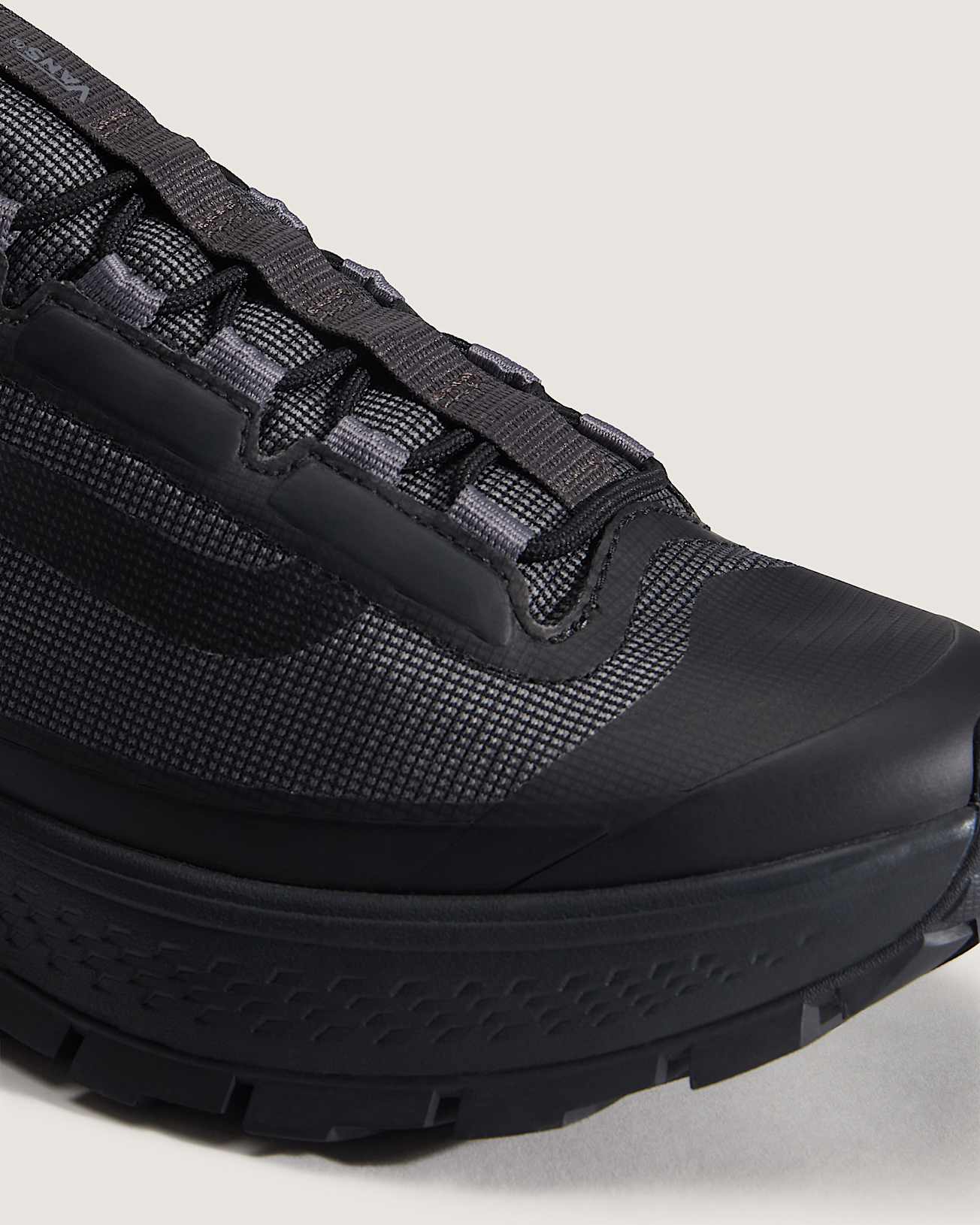 Trail 36 Shoes VANS Black ALT8