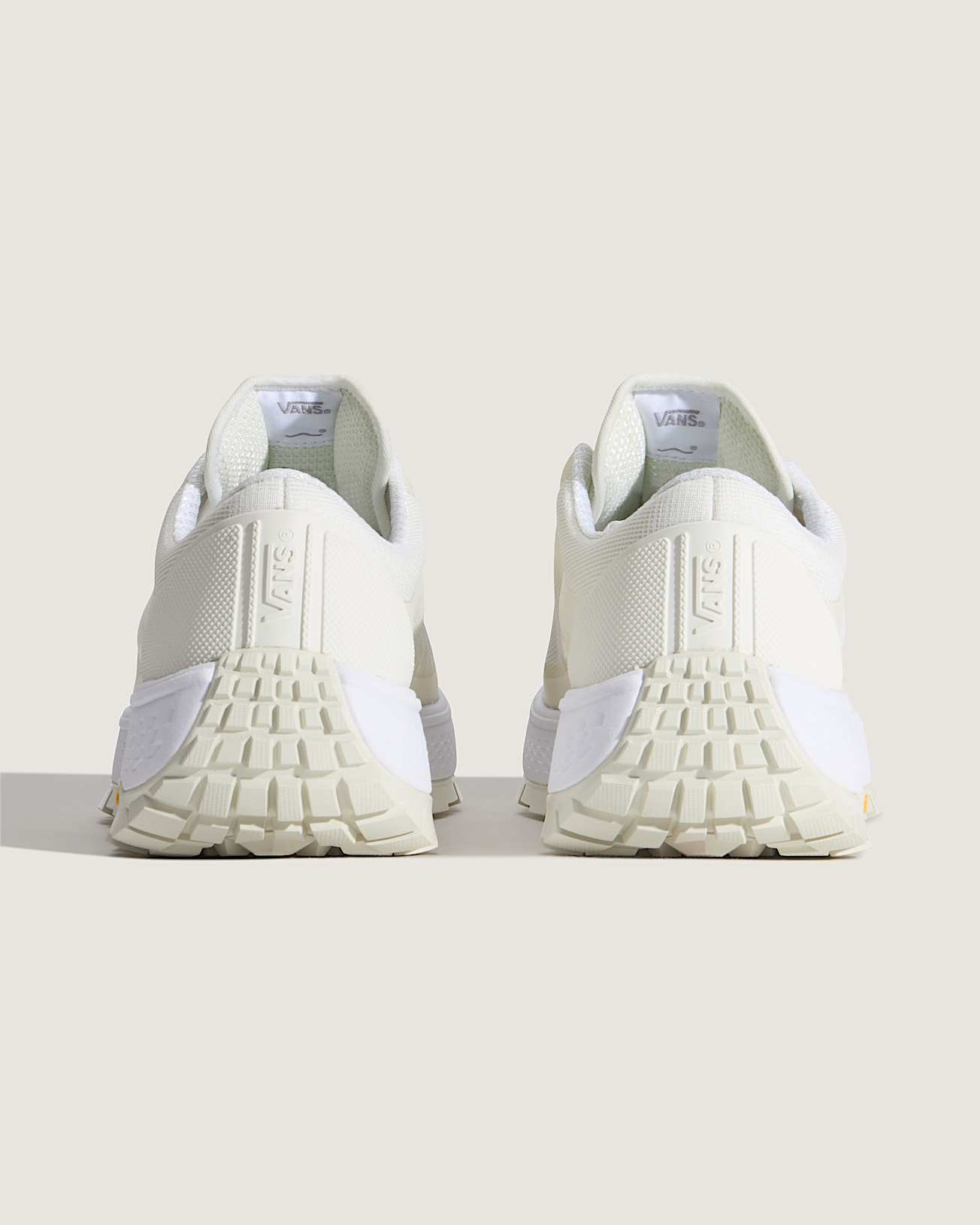 Trail 36 Shoes VANS White ALT3