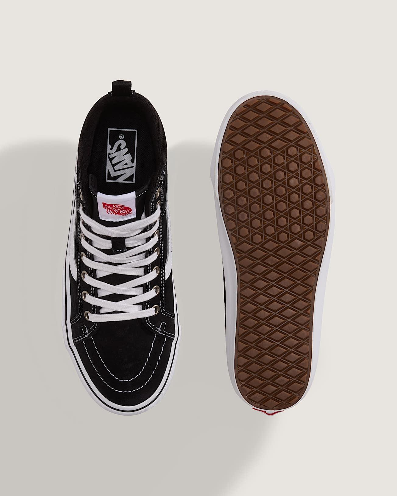 Sk8Hi Insulated BLACKWHITE VANS Nero ALT2