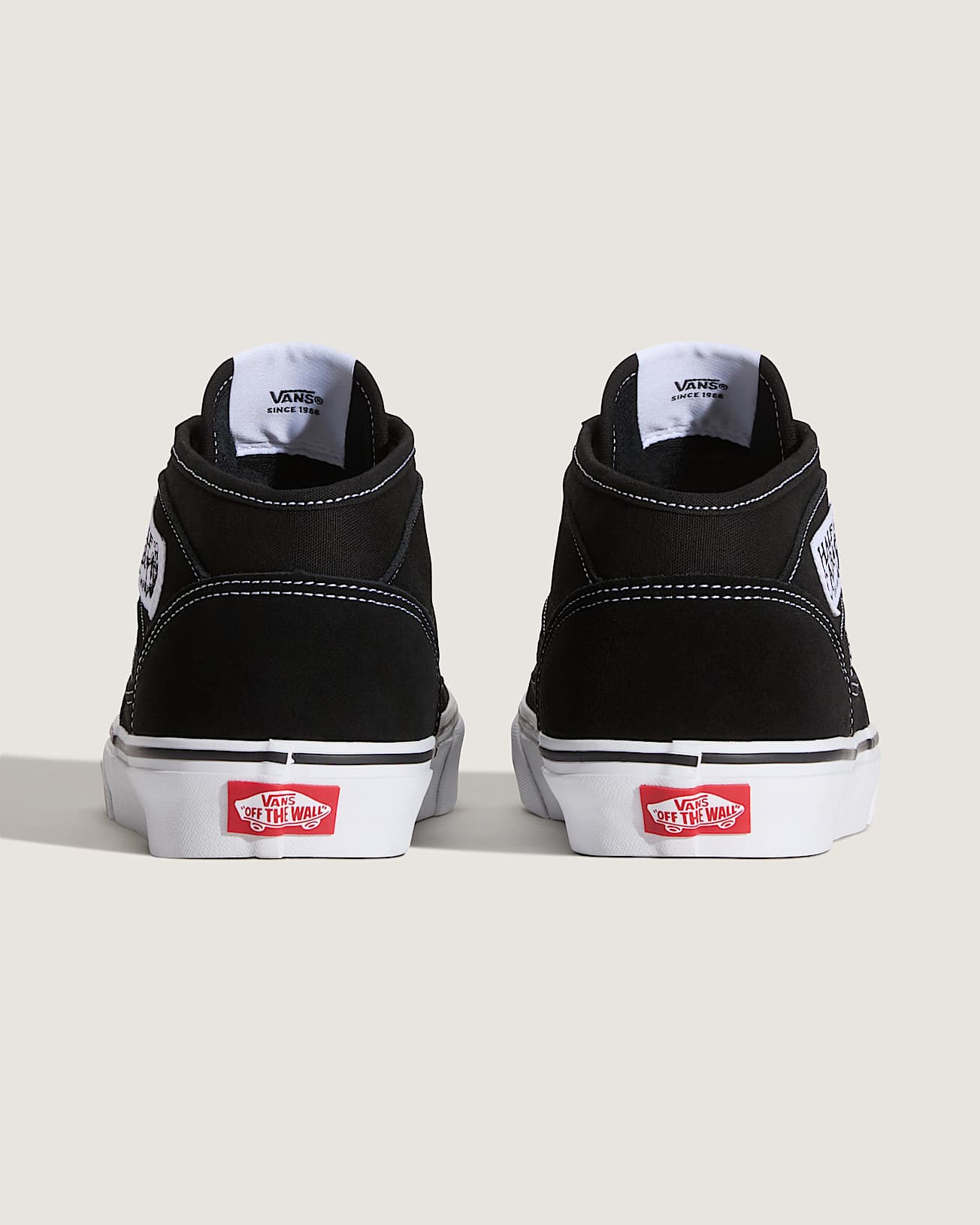Half Cab Decon Shoes VANS Black ALT3
