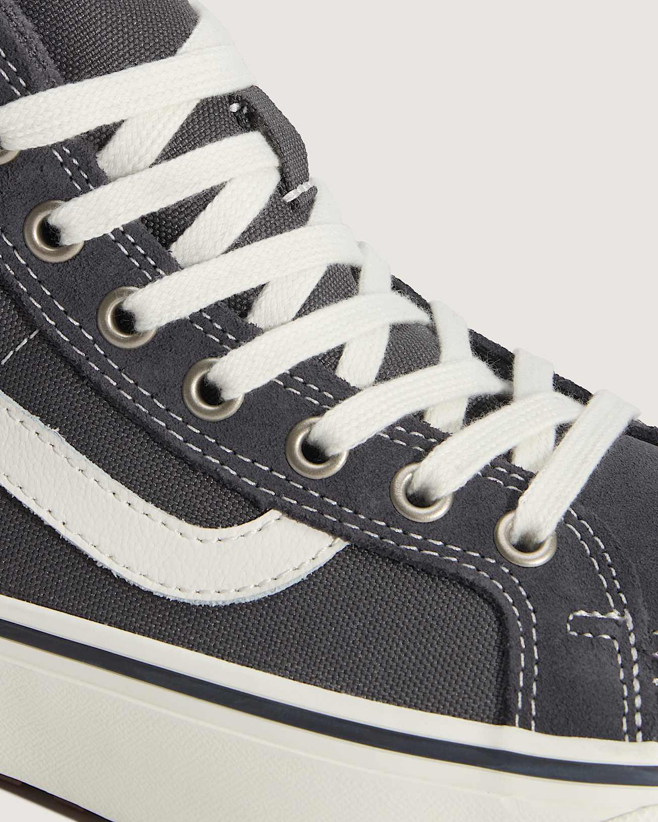 Chaussures Sk8Hi Insulated VANS Gris ALT6