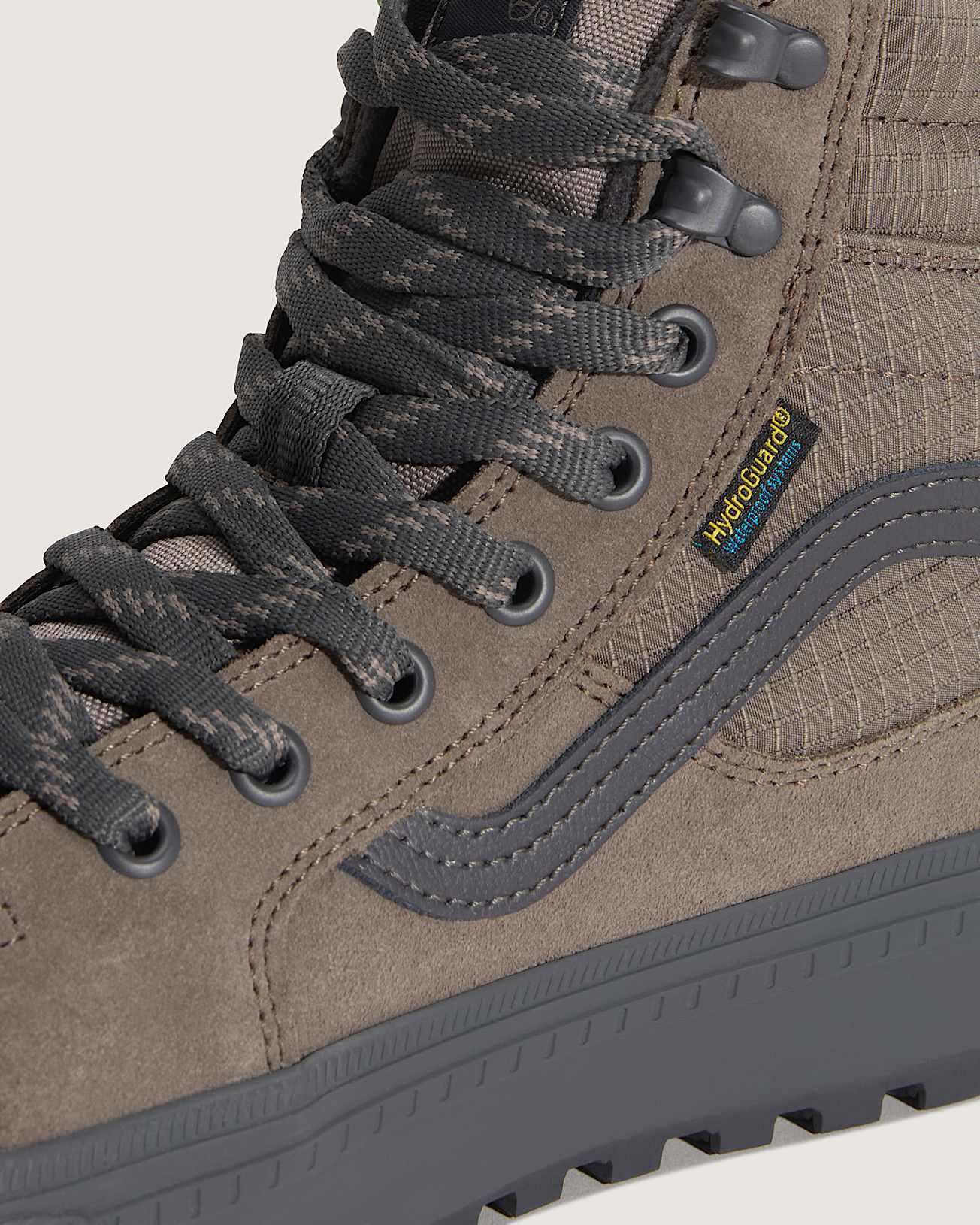Sk8Hi Waterproof Insulated Shoes VANS Grey ALT9