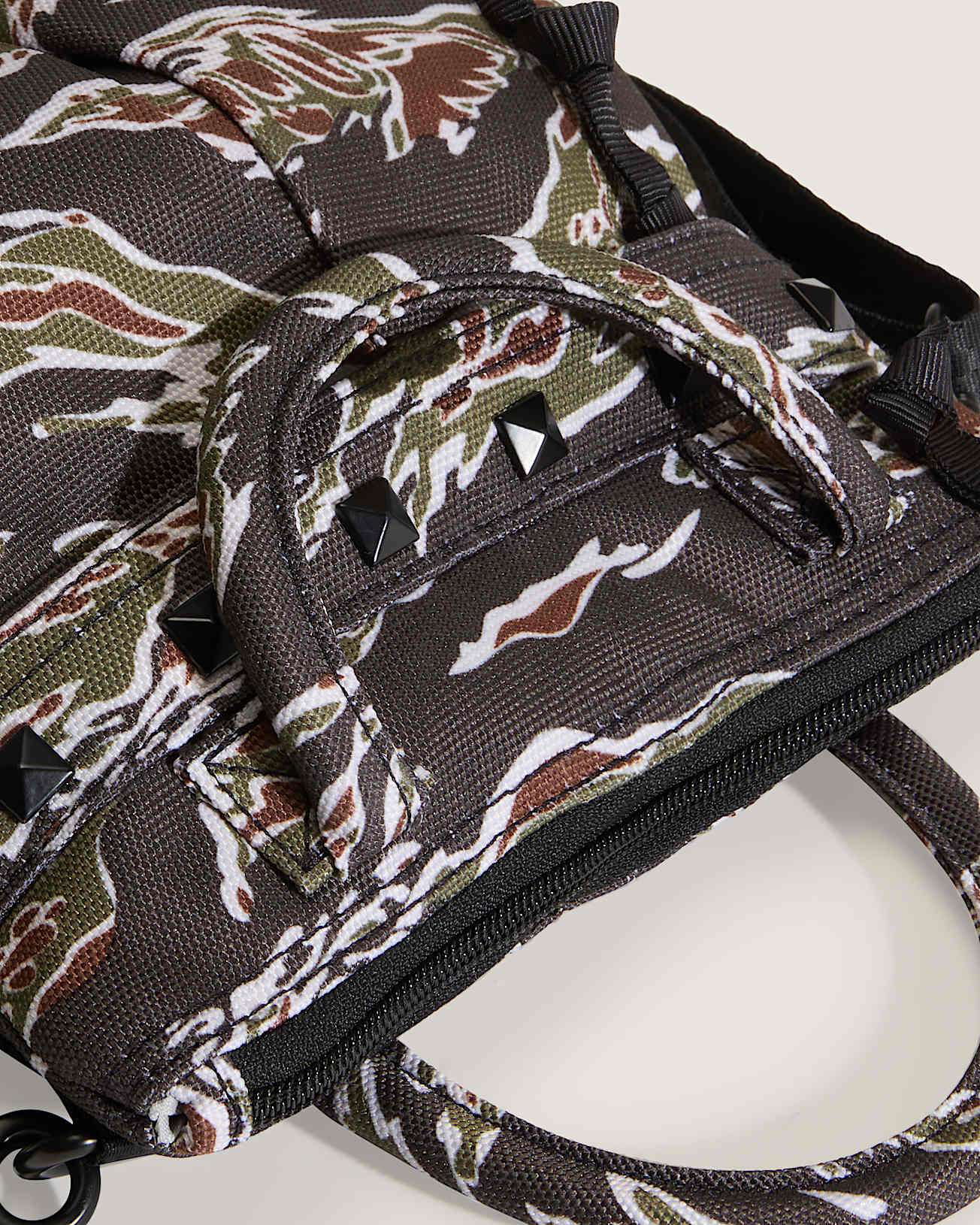 OTW XS Helmet Bag Camo VANS GrnBraun ALT3