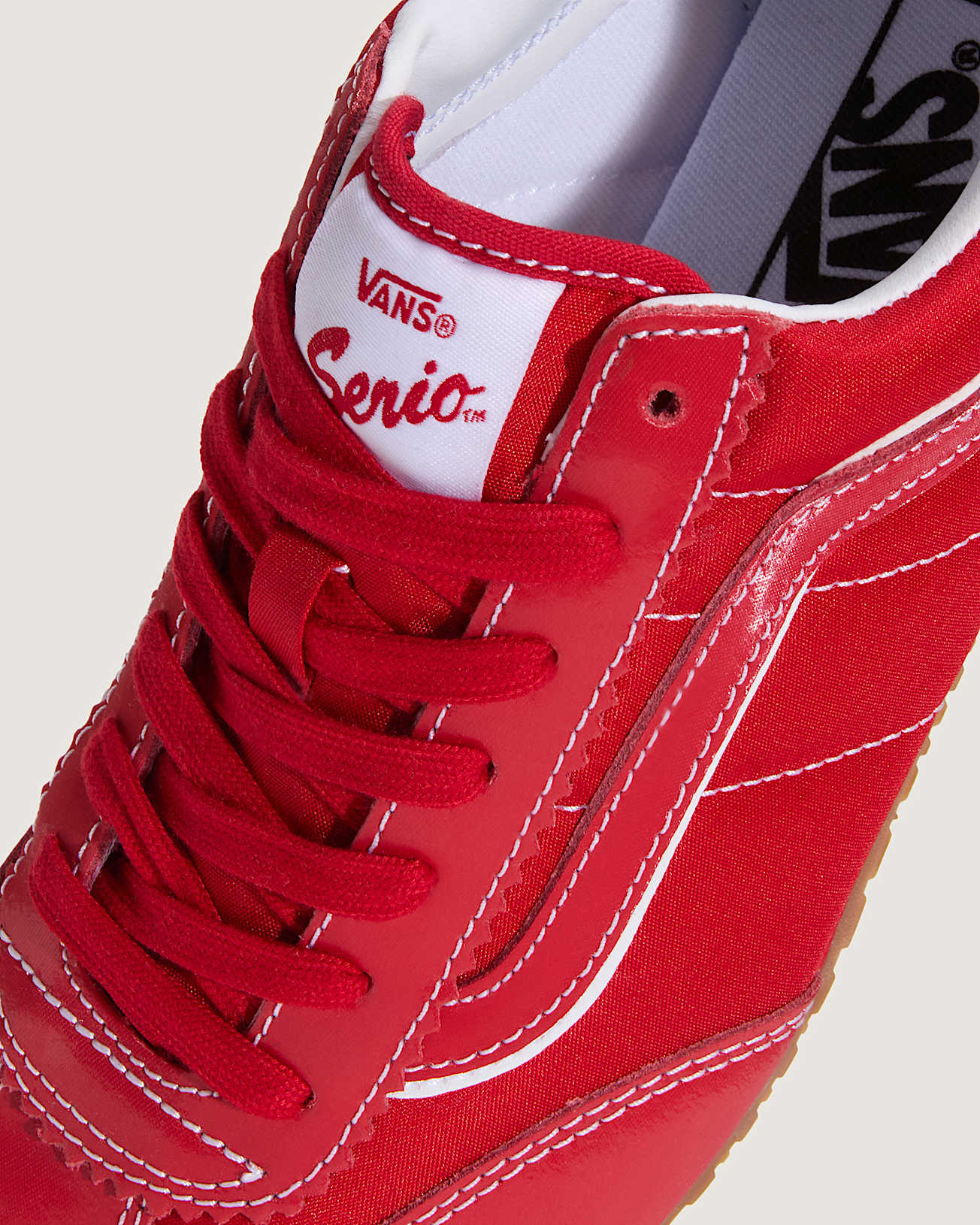 Chaussures Super Lowpro VANS Rouge ALT4