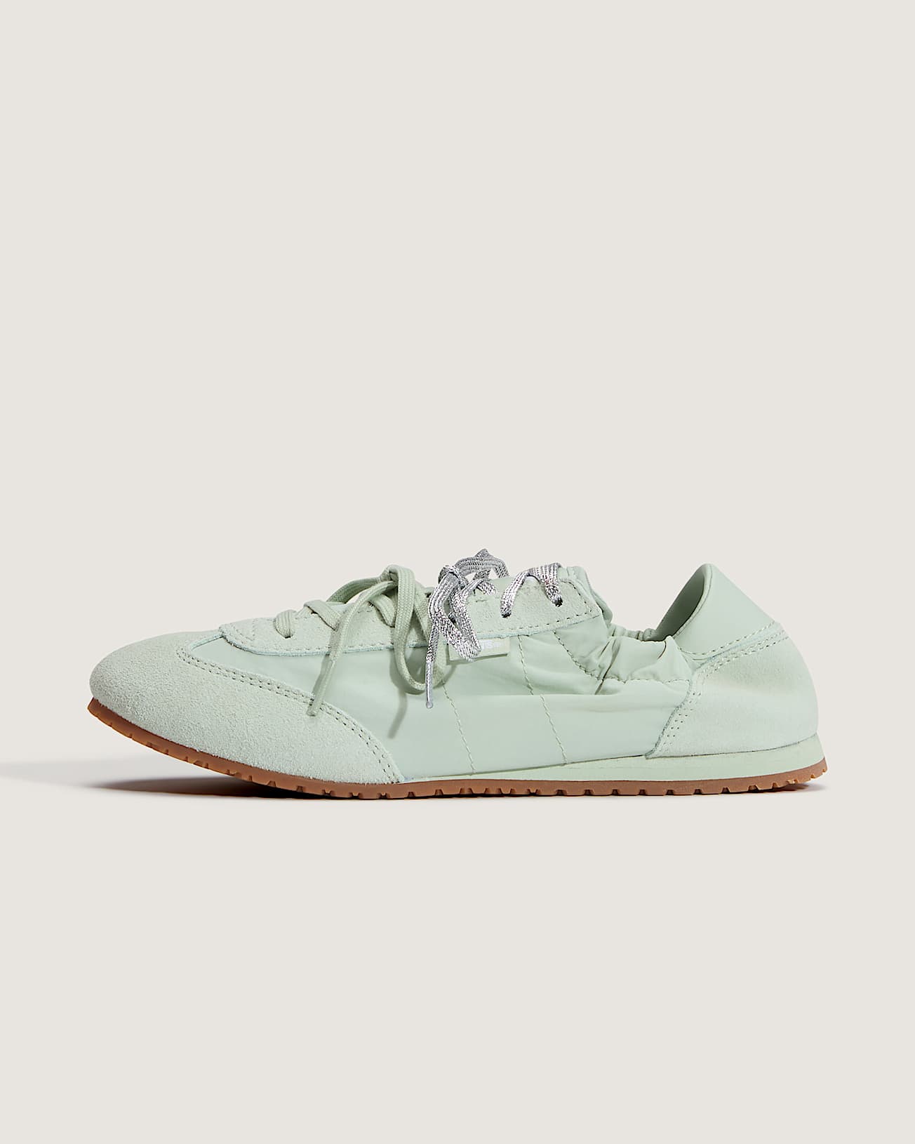 Chaussures Super Lowpro Ballet Light VANS Blanc HERO