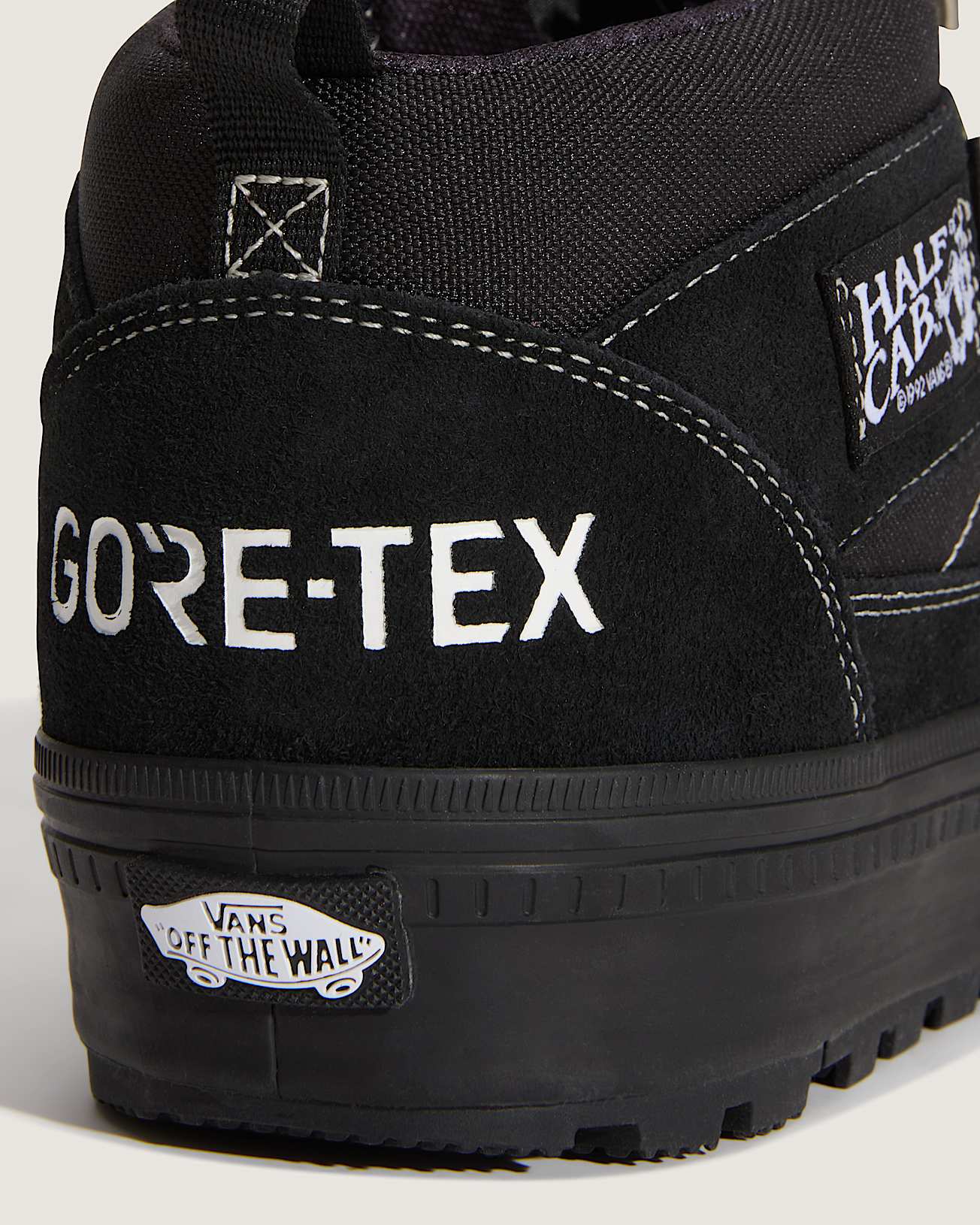 Scarpe Half Cab GORETEX VANS Nero ALT7