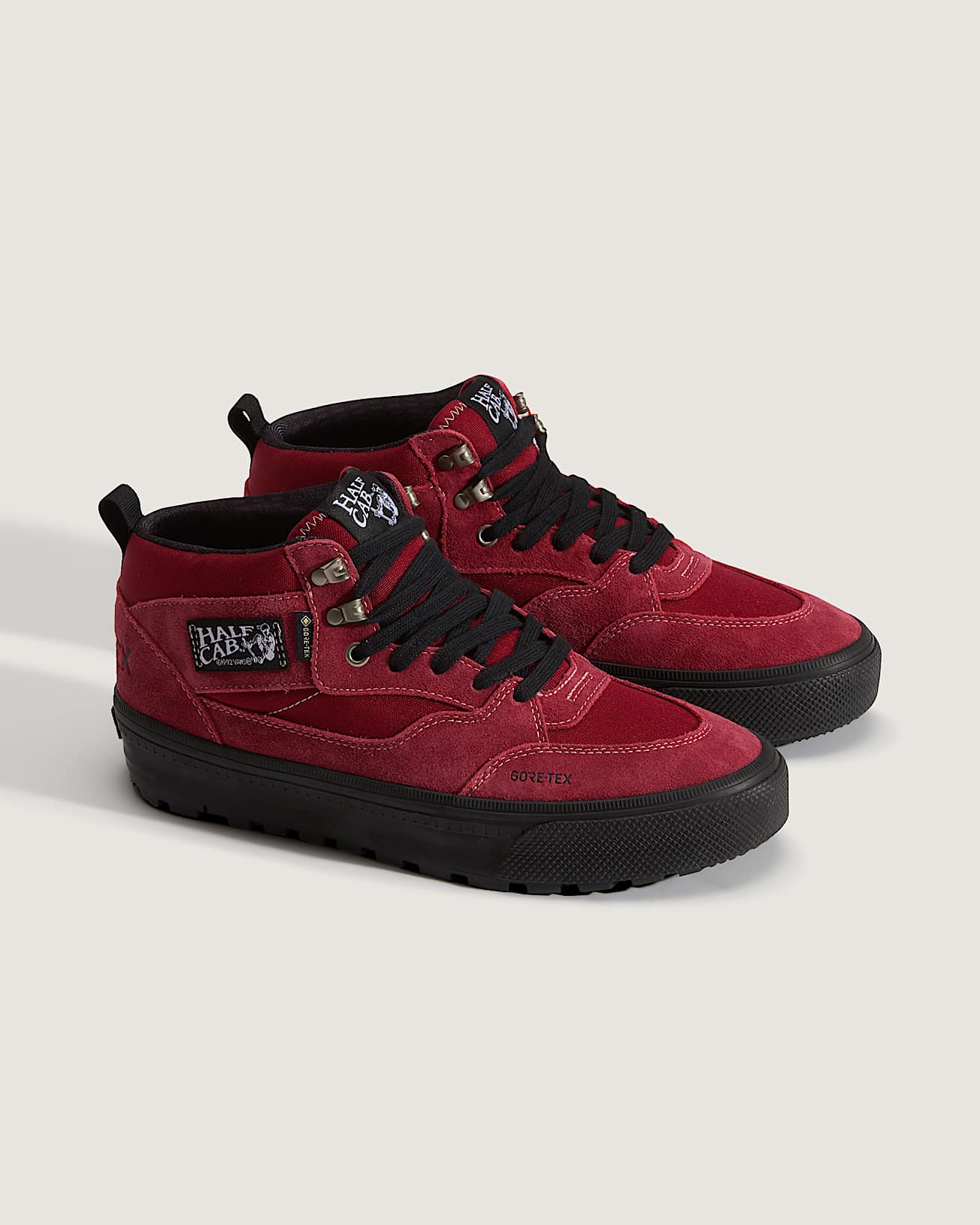 Half Cab GORETEX Insulated Shoes VANS Burgundy ALT1