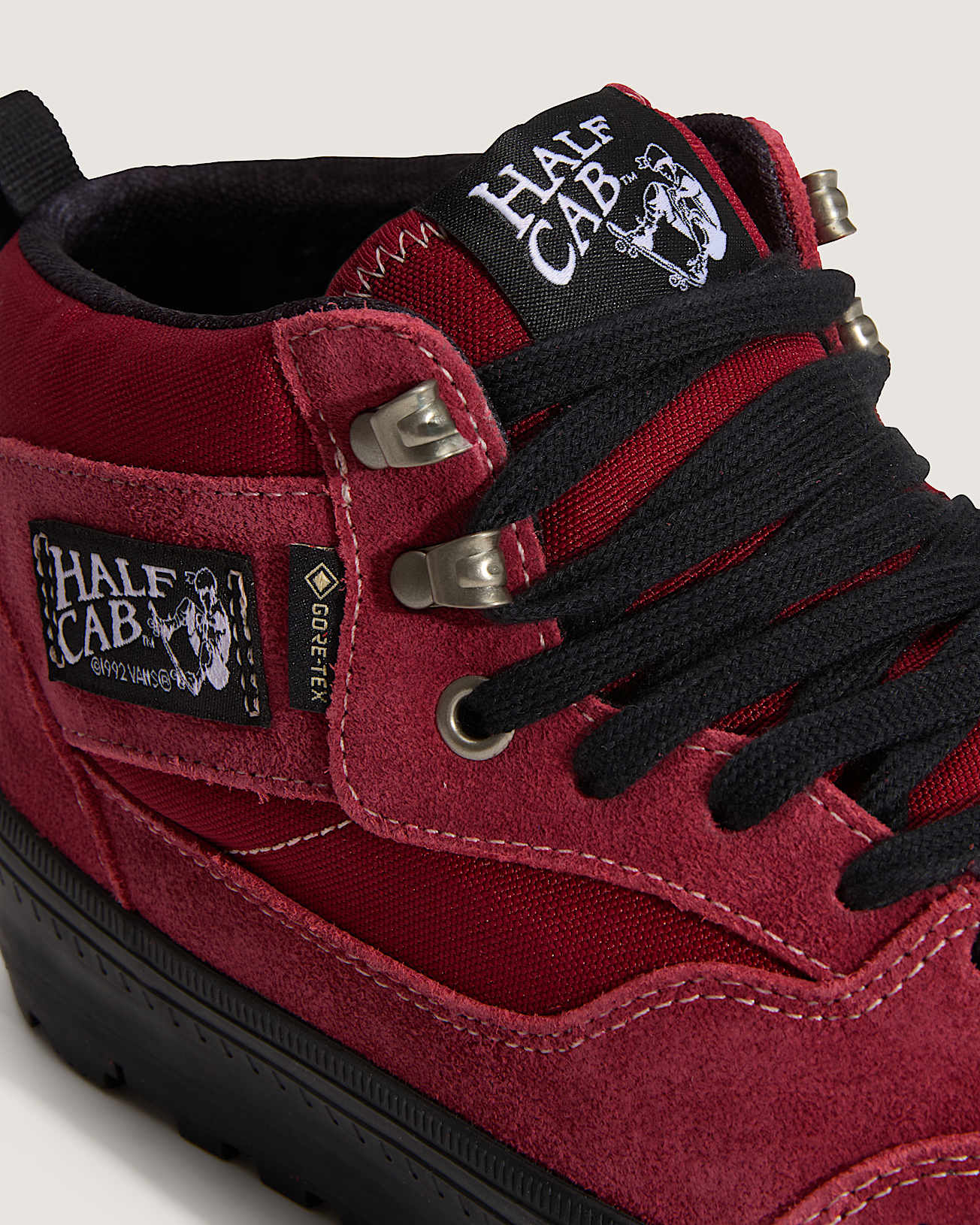 Half Cab GORETEX Insulated Shoes VANS Burgundy ALT4
