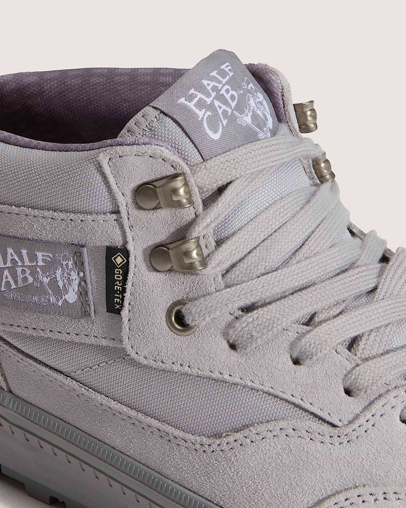 Half Cab GORETEX Insulated Shoes VANS Grey ALT4