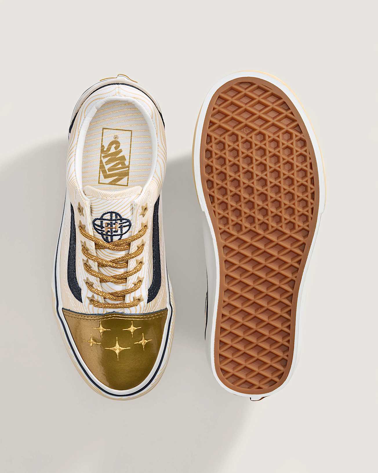 Tnis Old Skool para jovem KPop Demon Hunters 814 anos VANS AmareloDourado ALT2