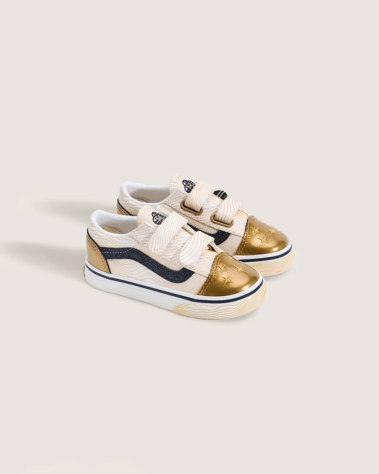 Tnis Old Skool KPop Demon Hunters para criana 48 anos VANS AmareloDourado ALT1
