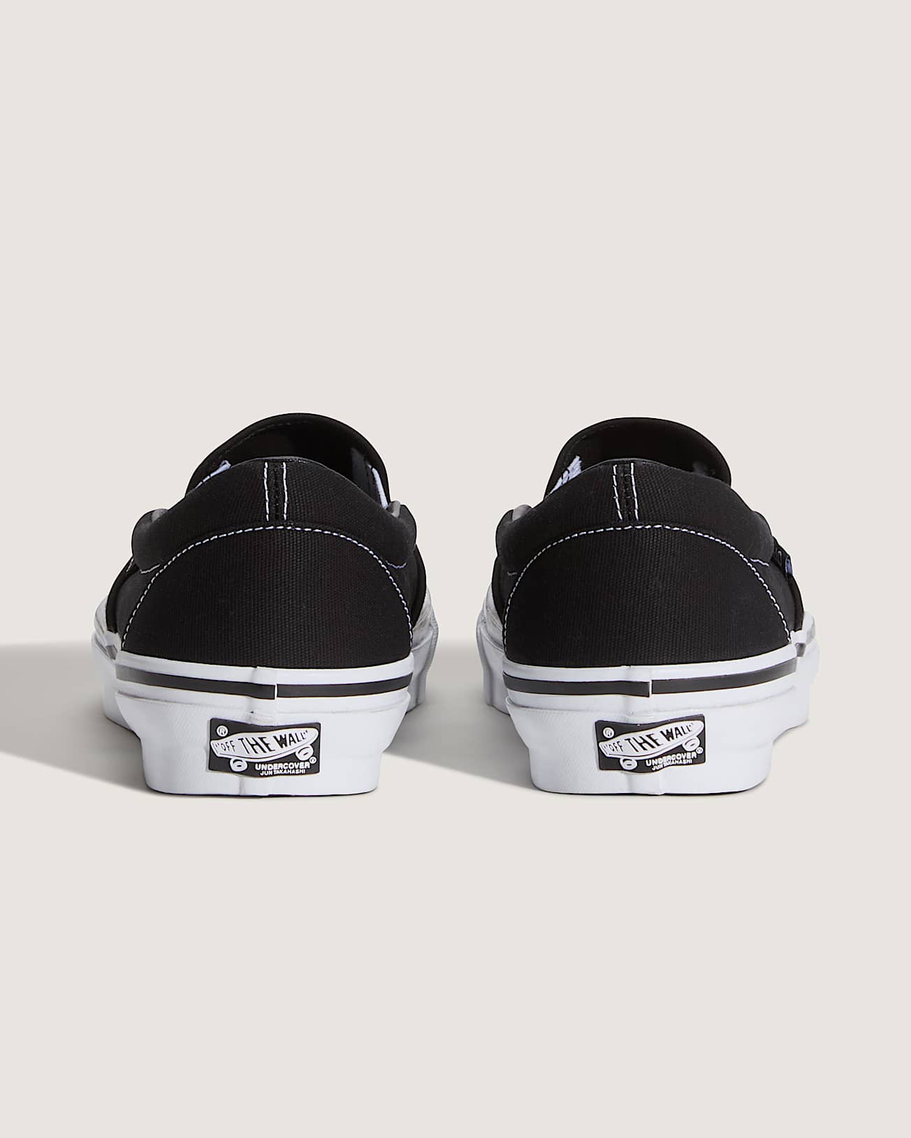 Classic SlipOn 98 OTW by Vans x UNDERCOVER VANS Negro ALT4