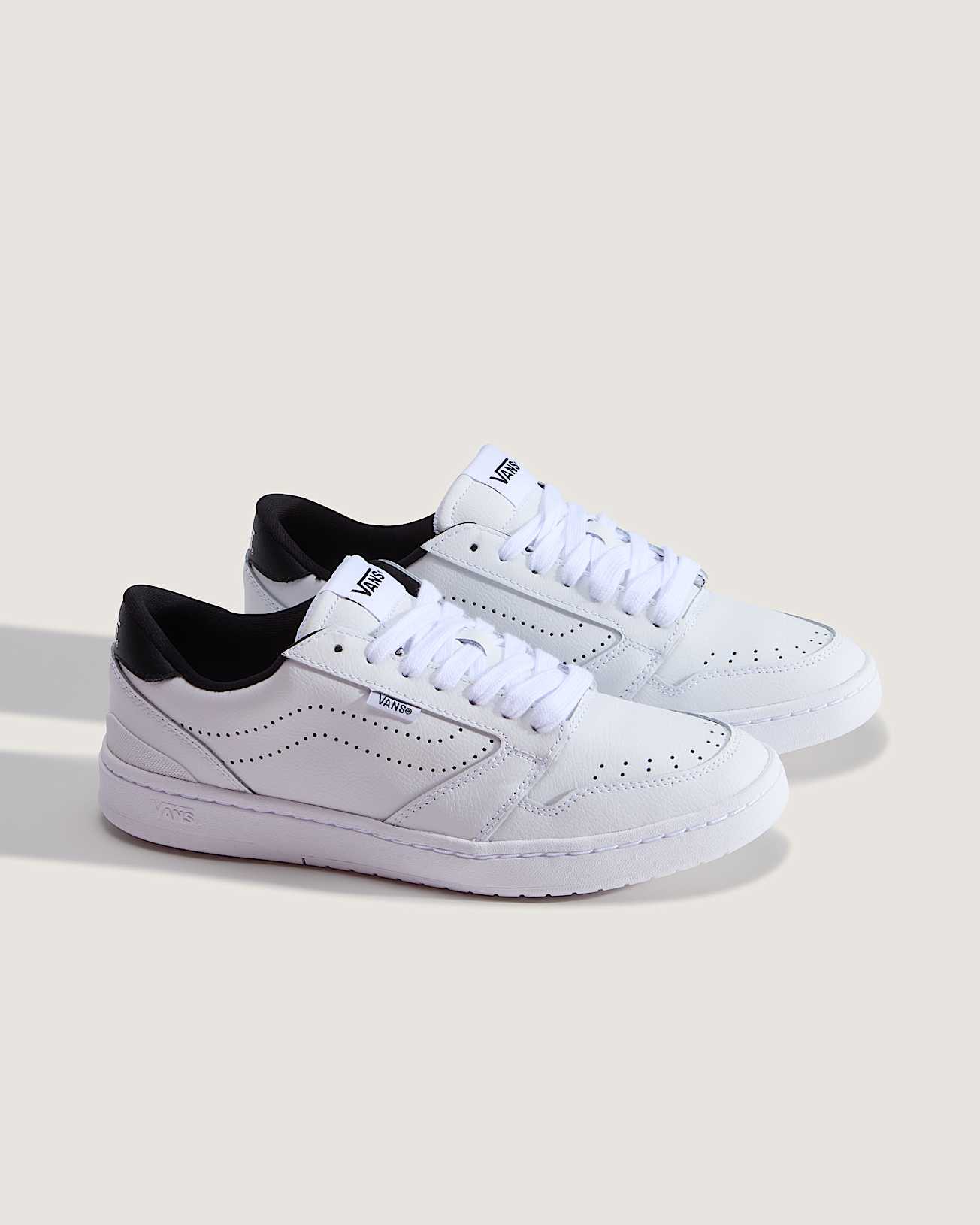 Chaussures Court Low VANS Blanc ALT1