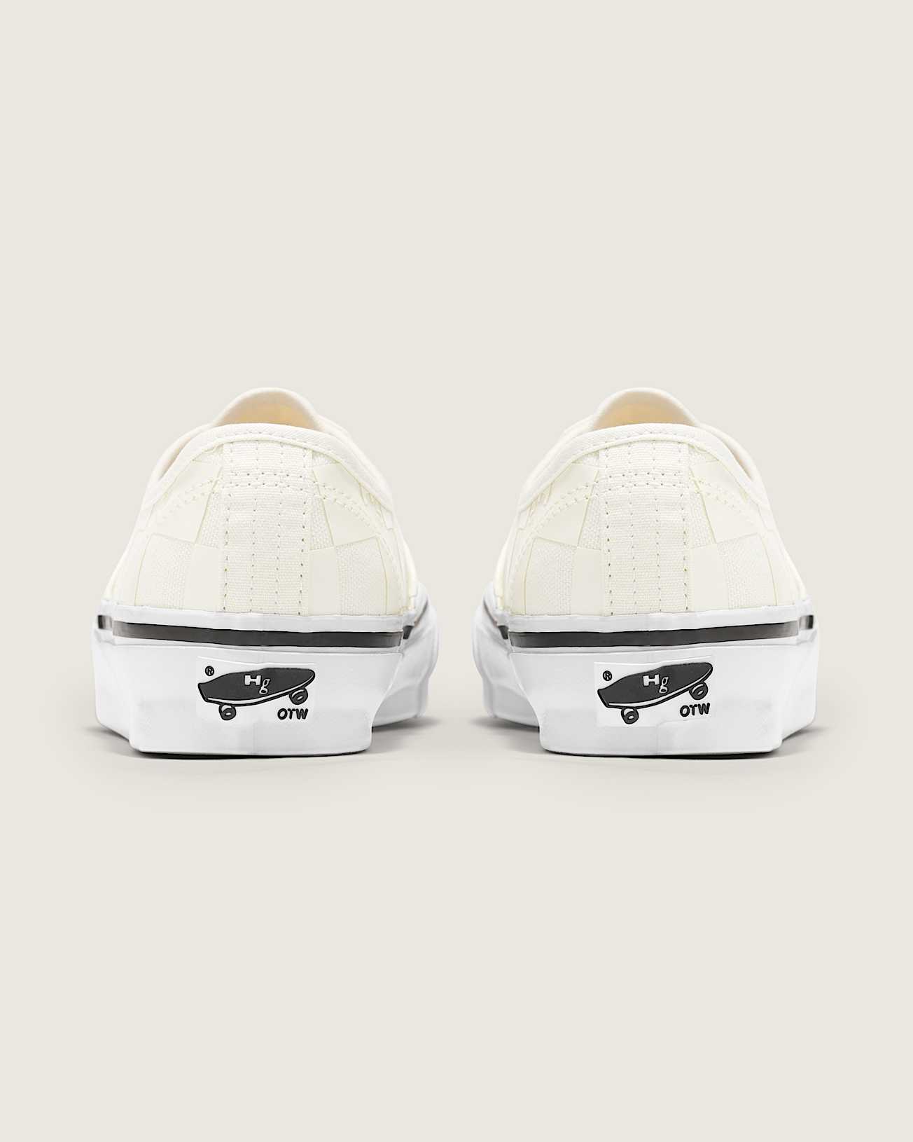 OTW Authentic 44 Homme Girls MARSHMALLOW VANS White ALT3