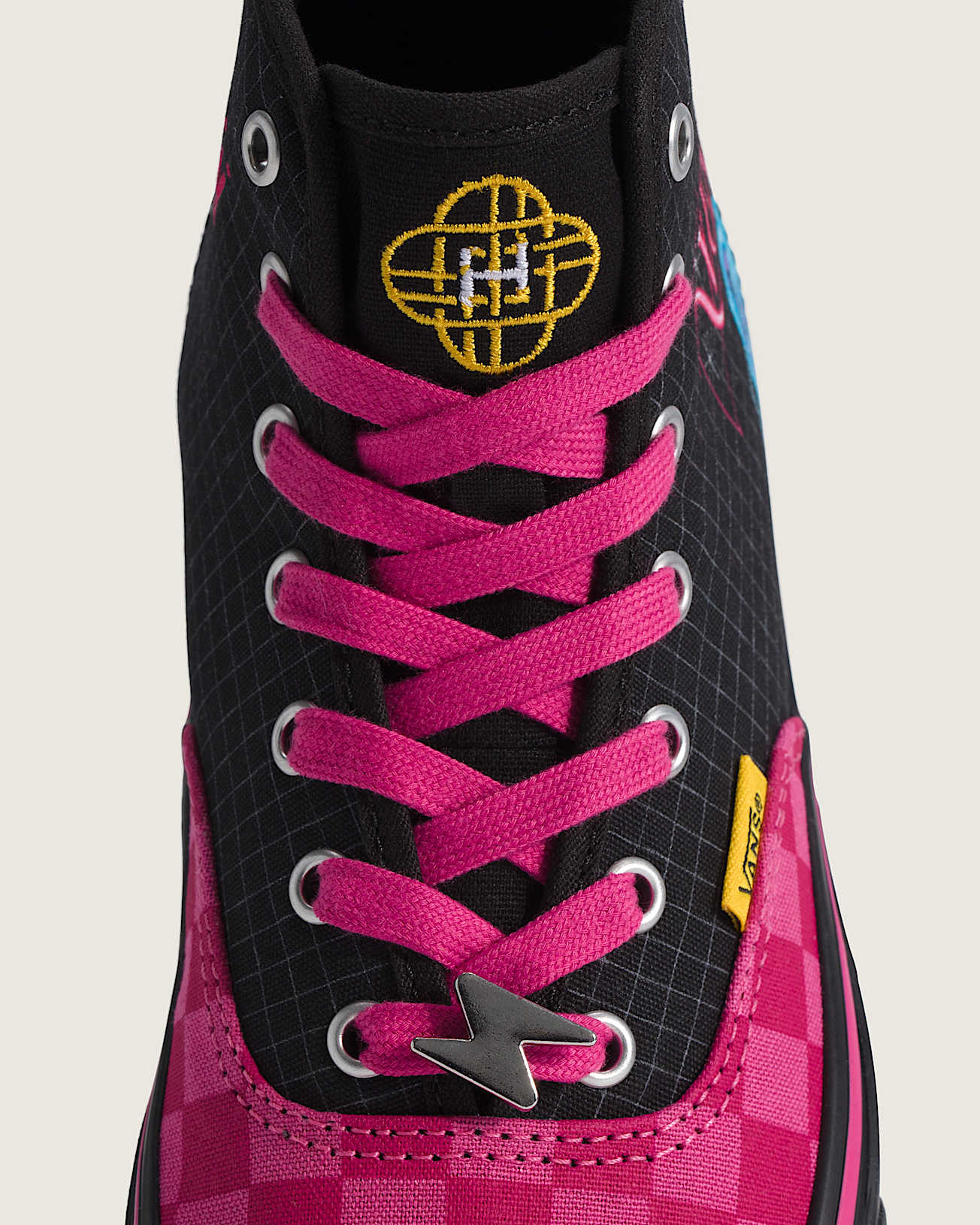 Scarpe Bambinoa KPop Demon Hunters x Vans Authentic Hi 20 814 anni VANS Nero ALT4