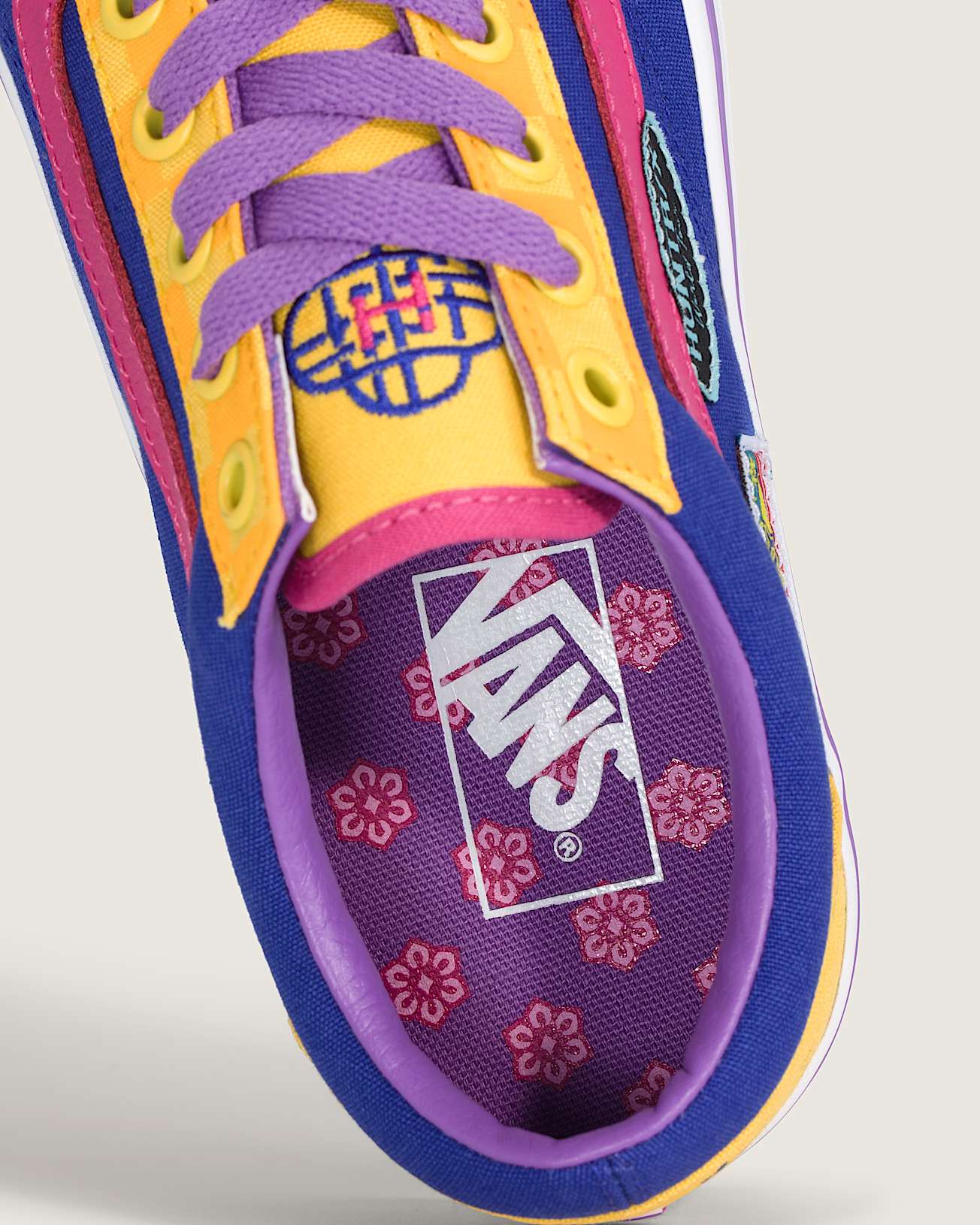 Scarpe Bambinoa KPop Demon Hunters x Vans Old Skool 814 anni VANS Giallo ALT6
