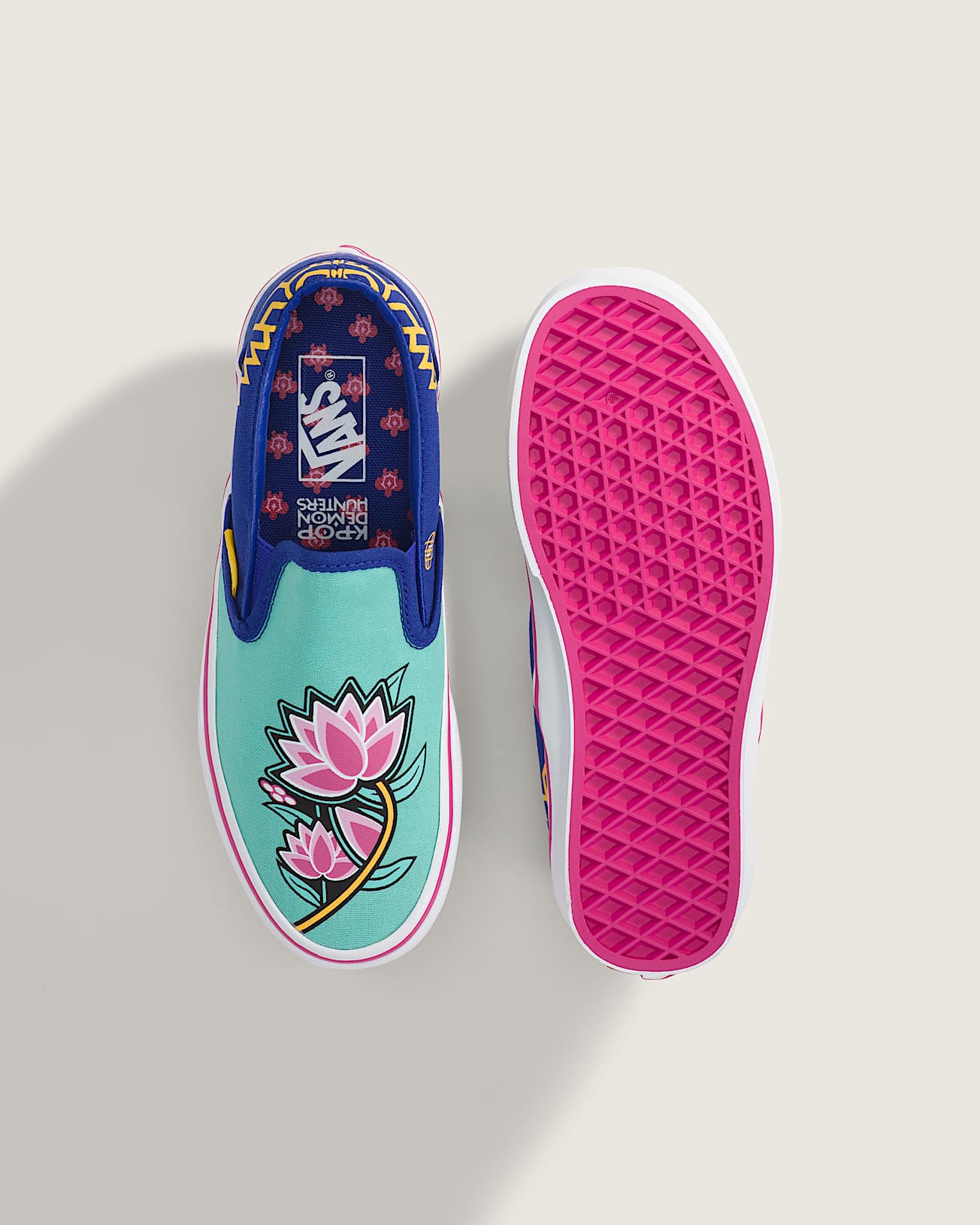 Scarpe Bambinoa KPop Demon Hunters x Vans Classic SlipOn 814 anni VANS Blu ALT2