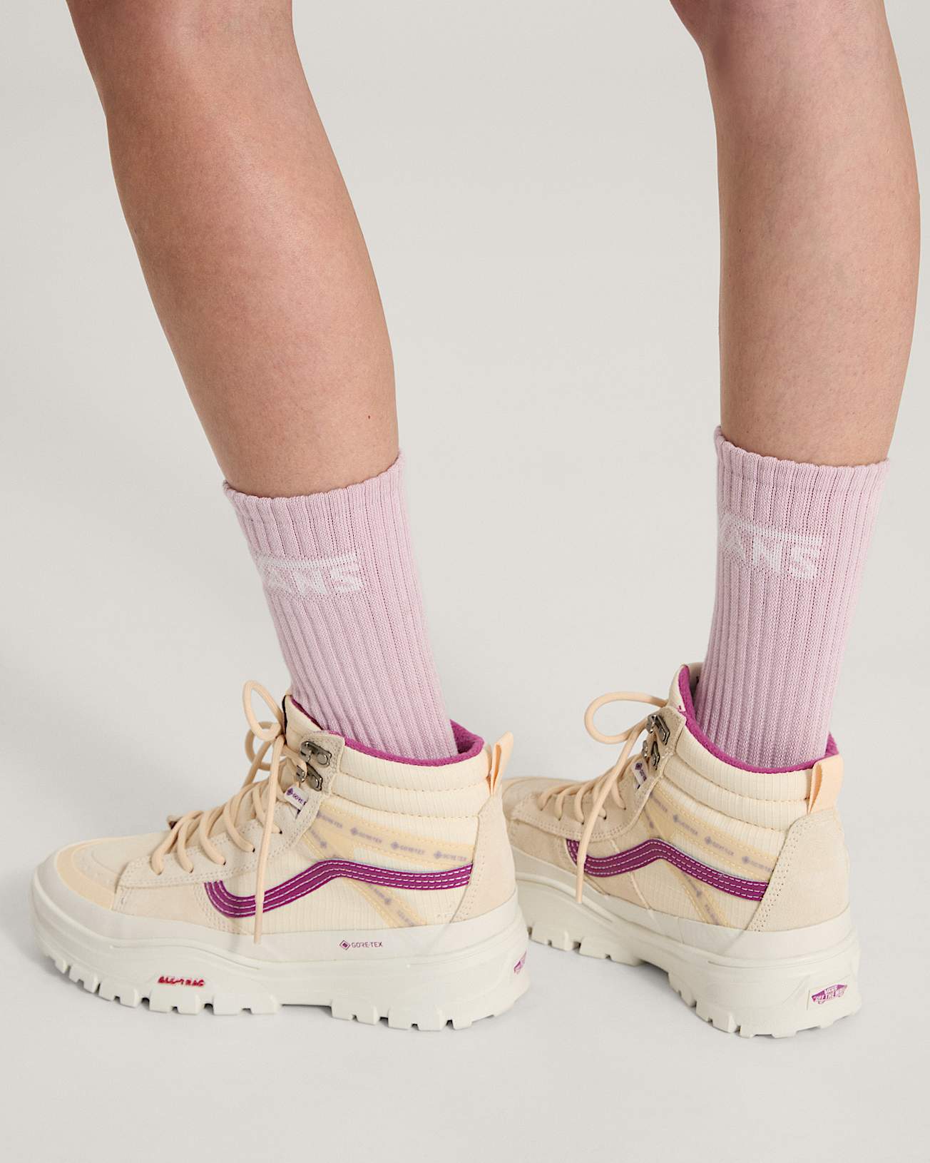 Classic Crew Socks 3 pairs VANS White ALT4