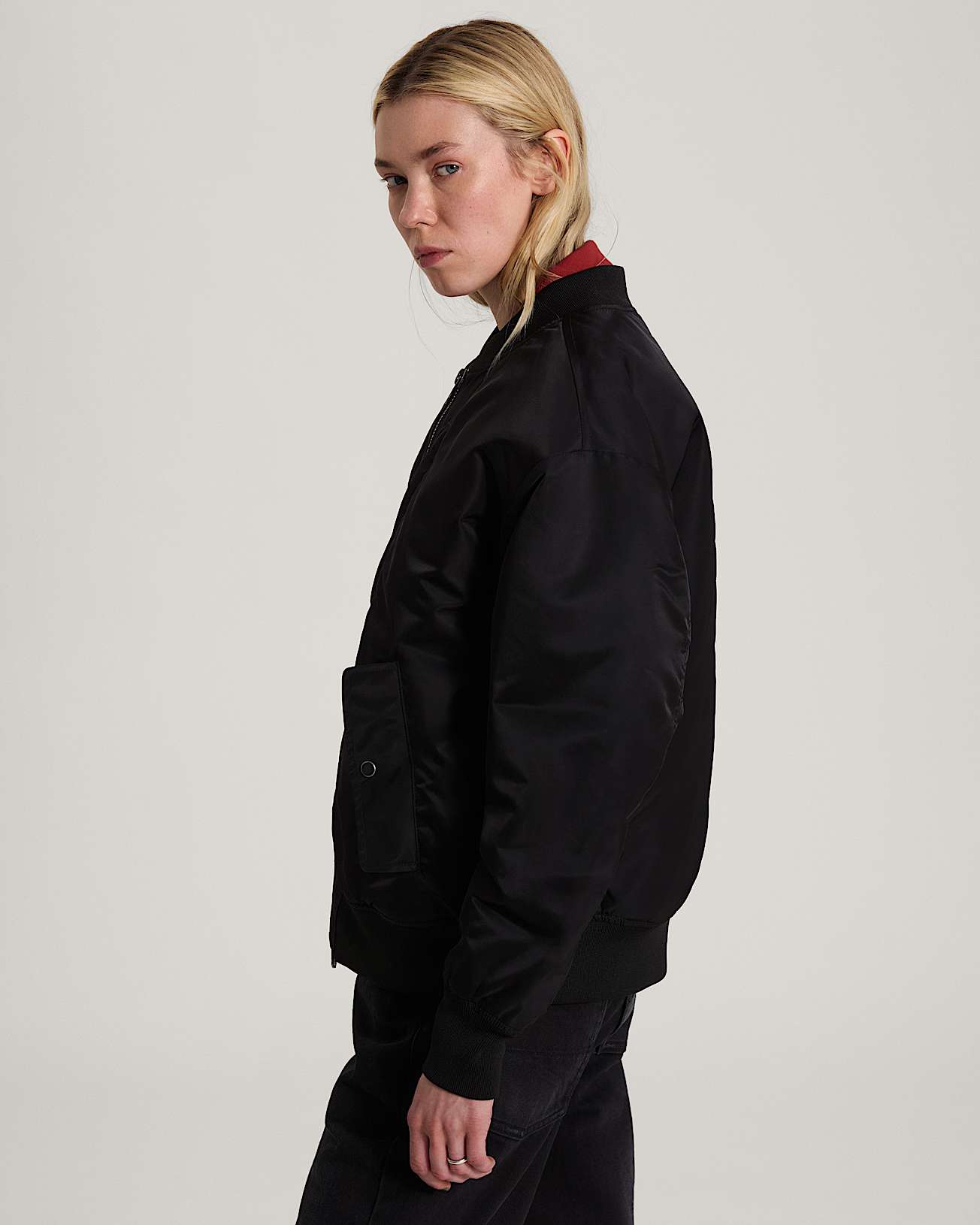 Bomber Black VANS Noir ALT4